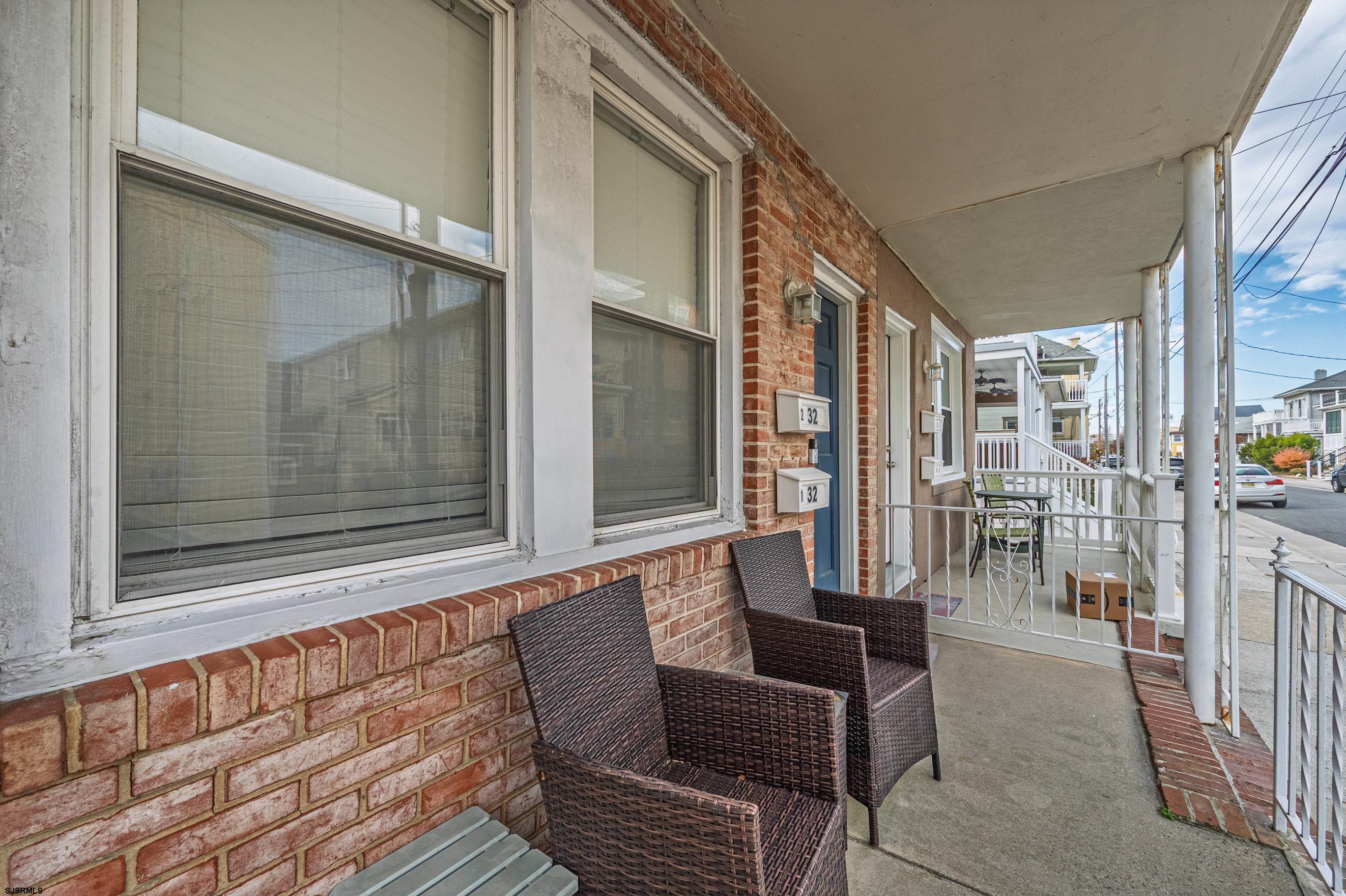 32 S Richards Ave Unit: 2