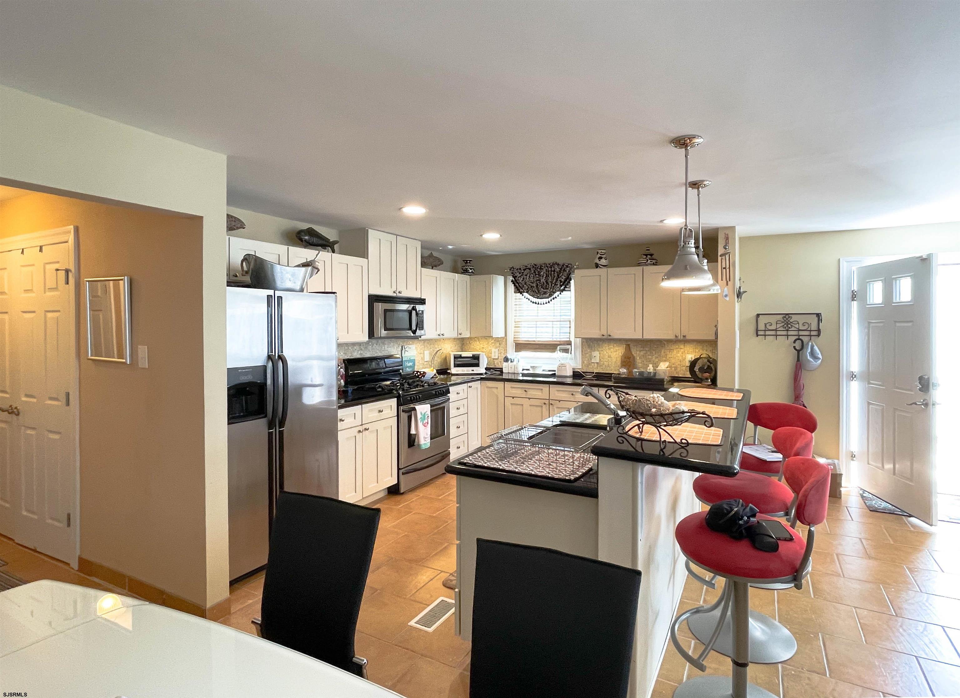 111 N Washington Ave