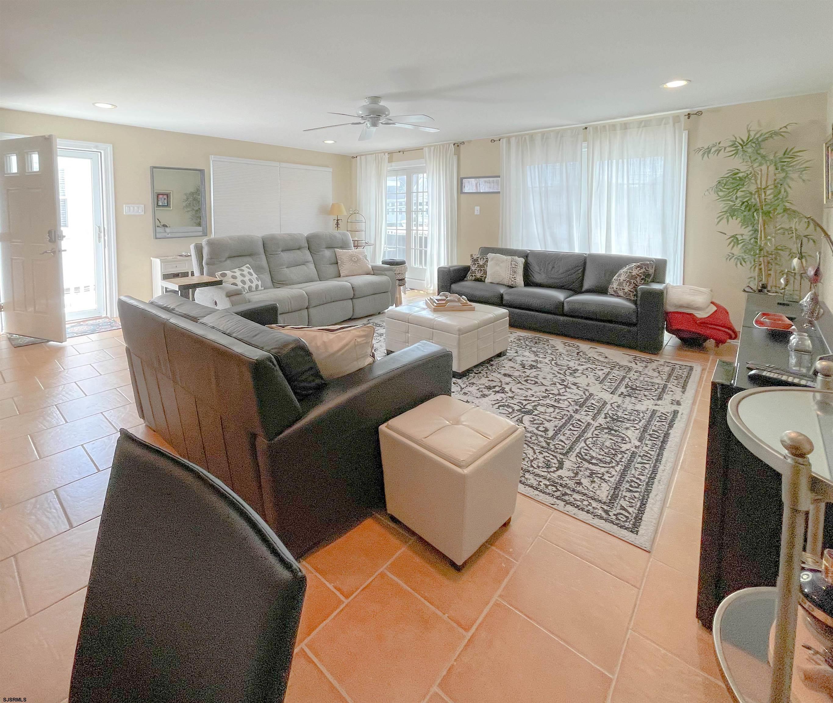 111 N Washington Ave