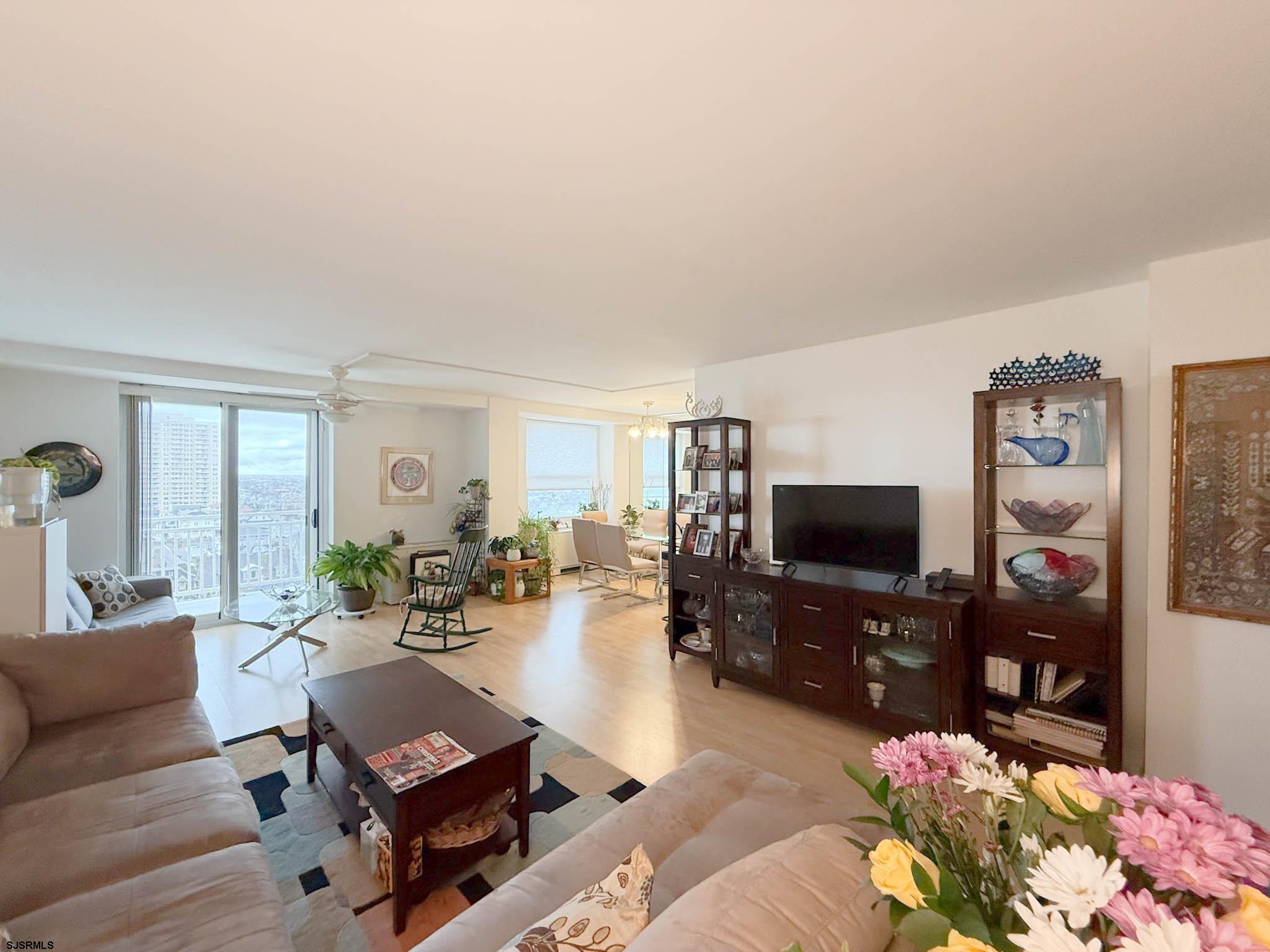 101 S Plaza Pl Unit: 1107