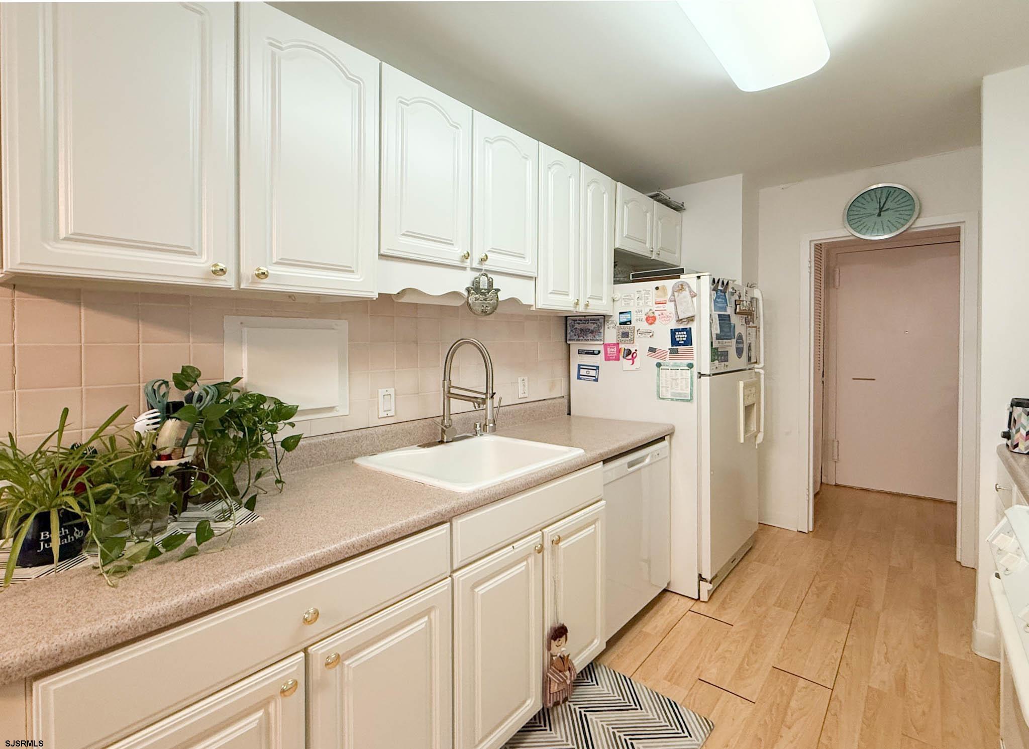 101 S Plaza Pl Unit: 1107