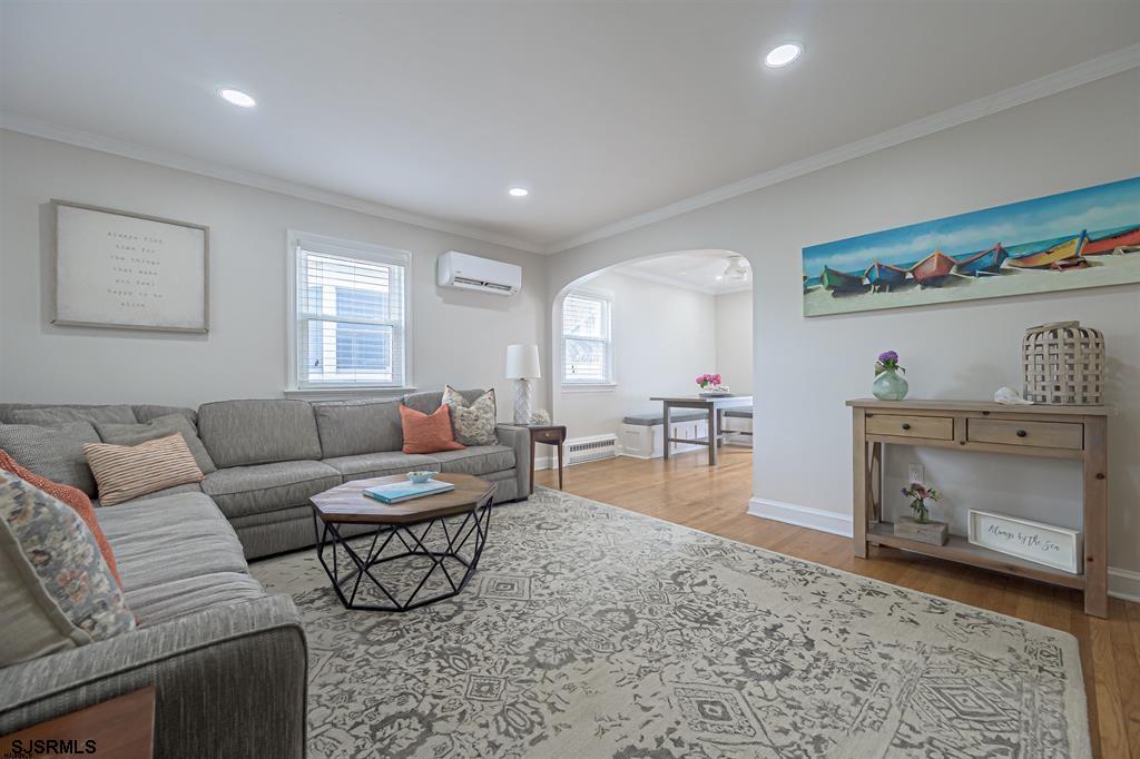 112 N Argyle Ave Ave