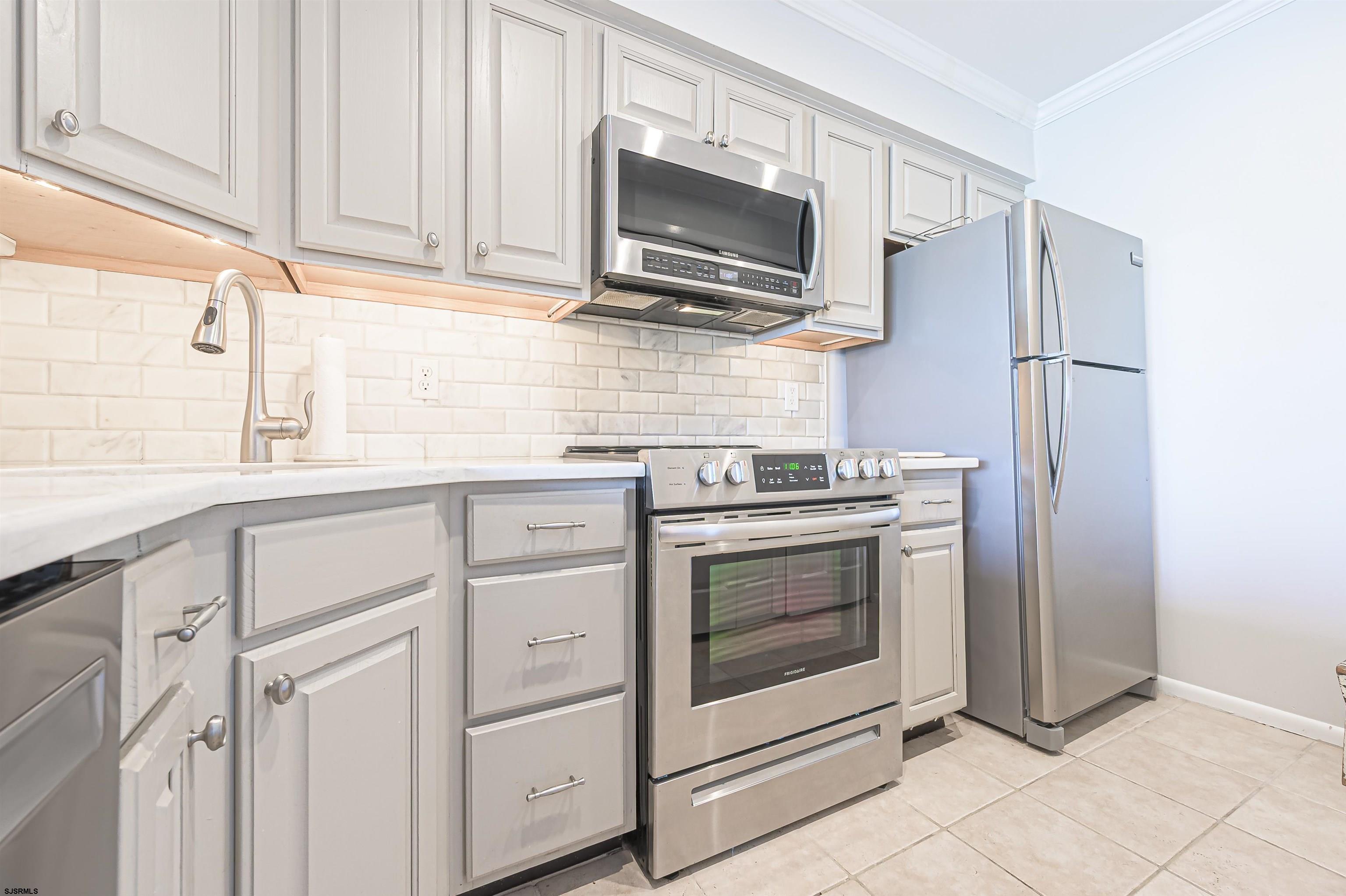 211 Harbour Cove Unit: 5211