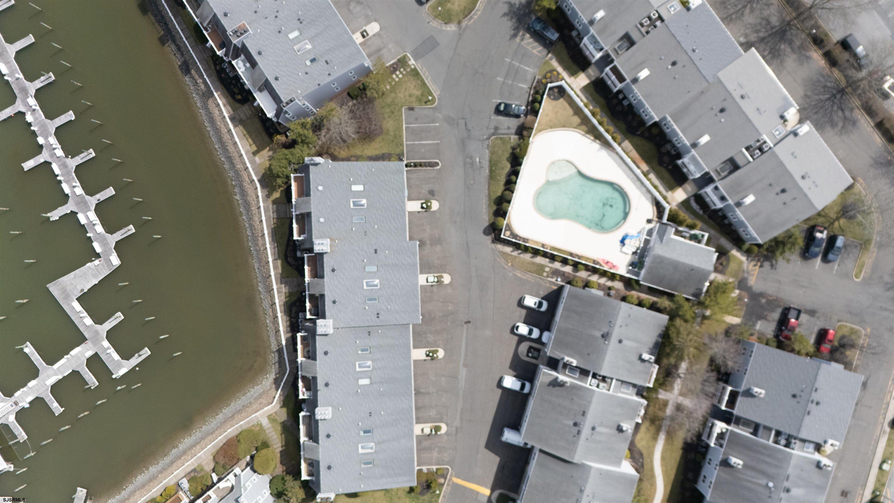 211 Harbour Cove Unit: 5211