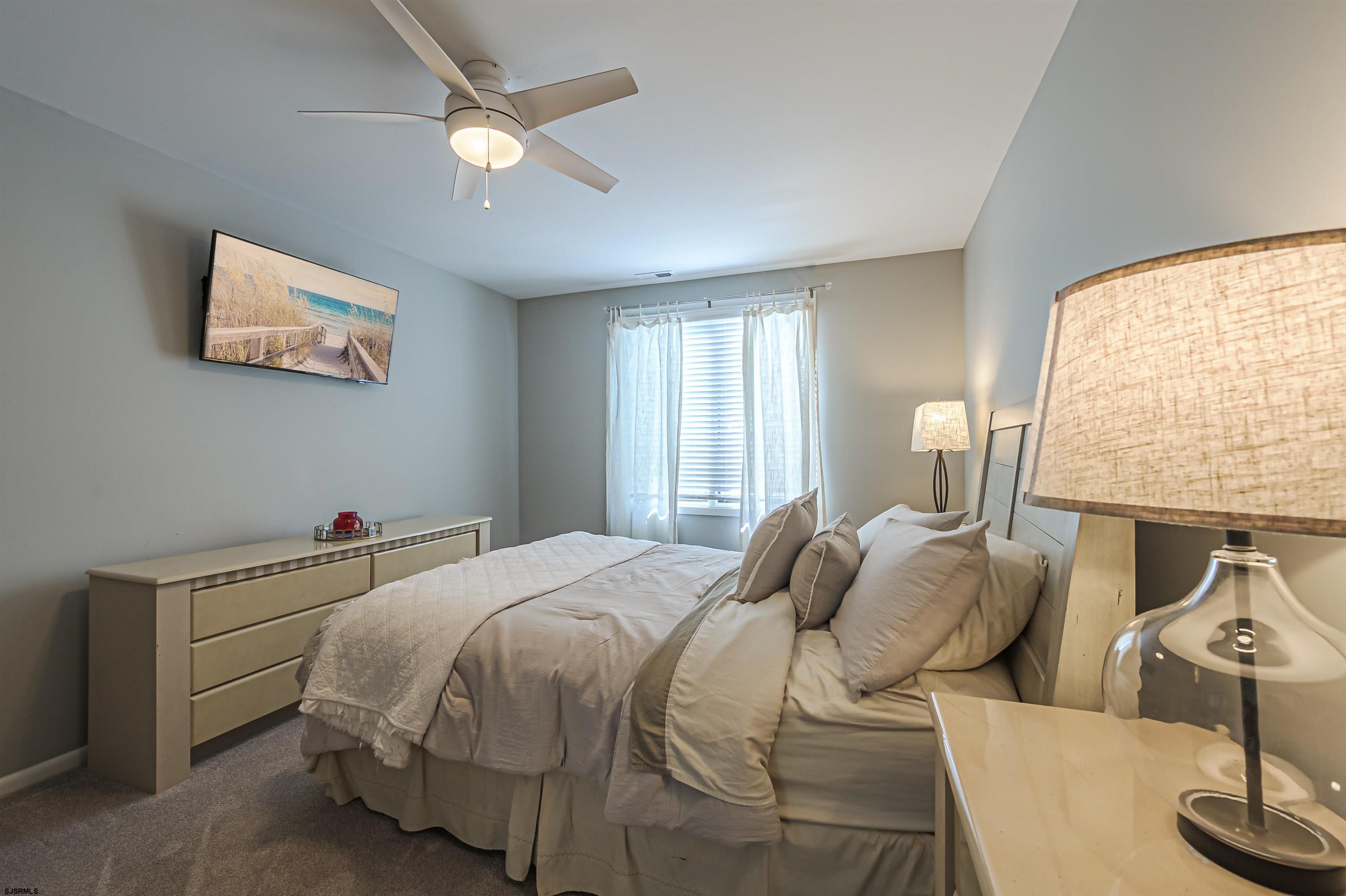 211 Harbour Cove Unit: 5211