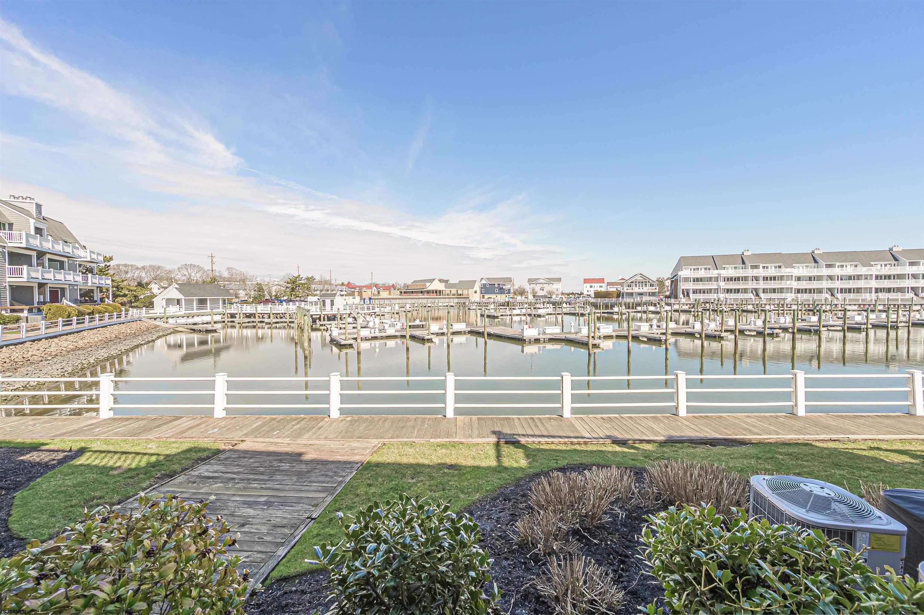 211 Harbour Cove Unit: 5211