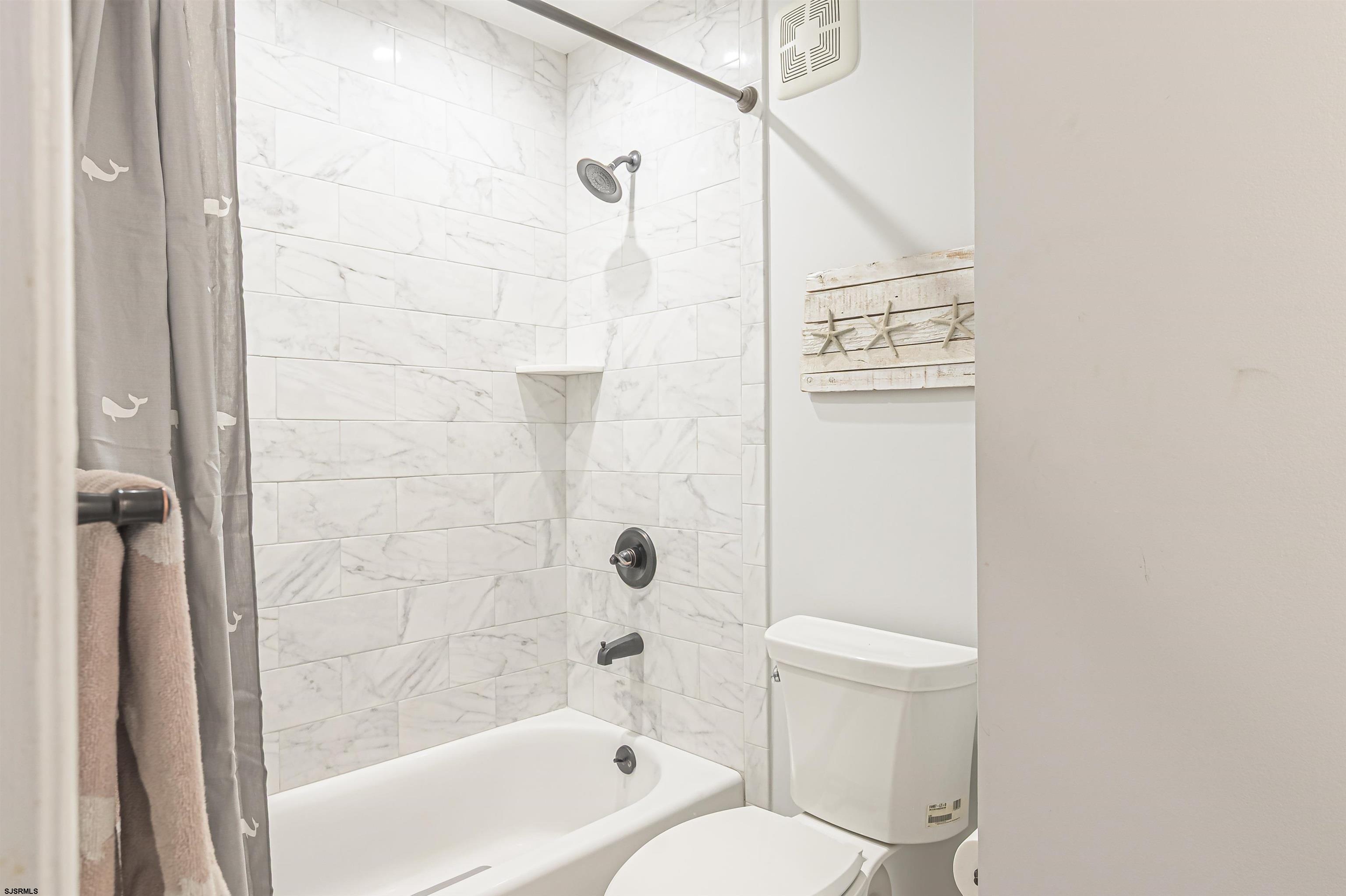 211 Harbour Cove Unit: 5211