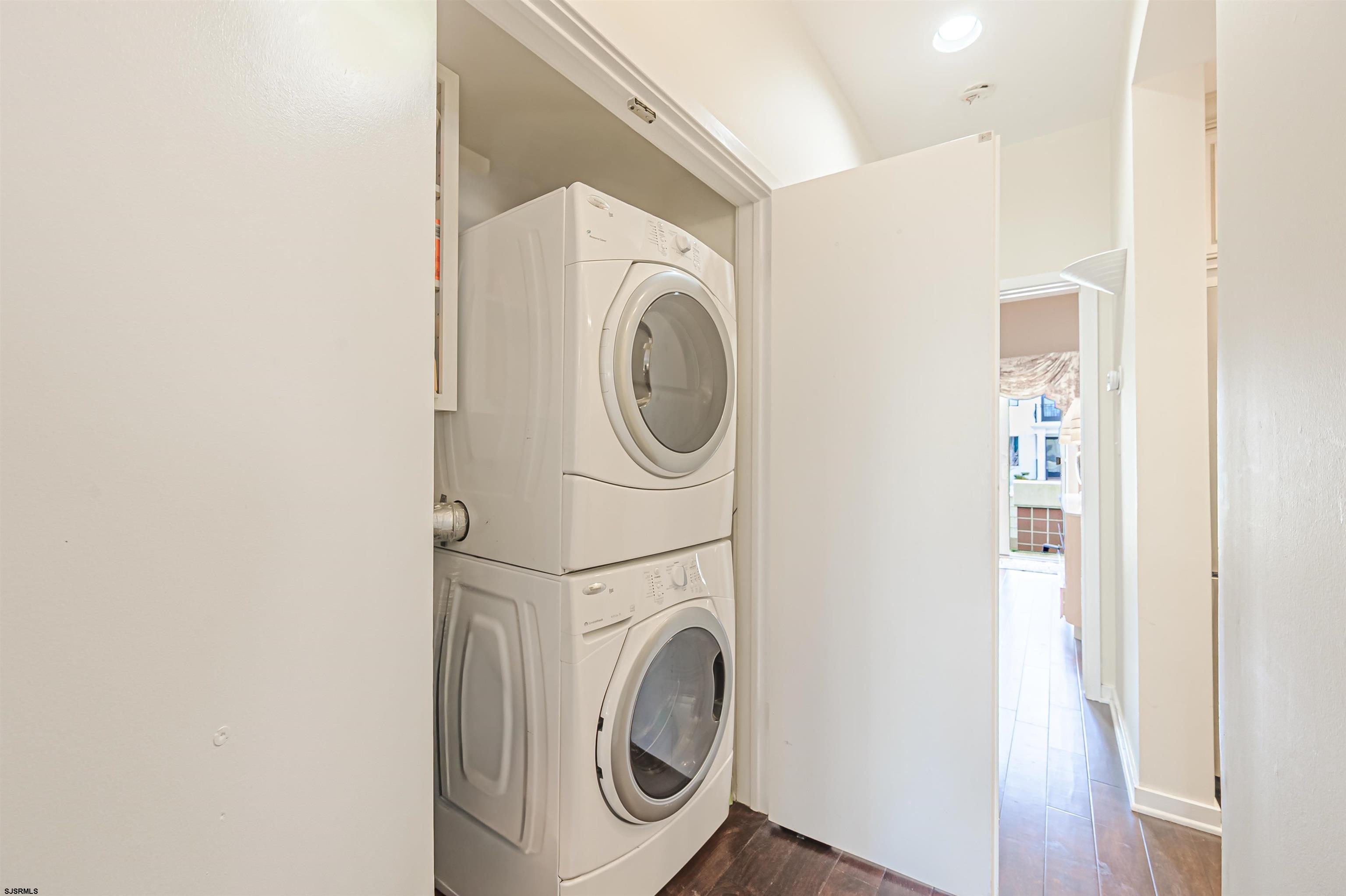 7701 Atlantic Ave Unit: 21