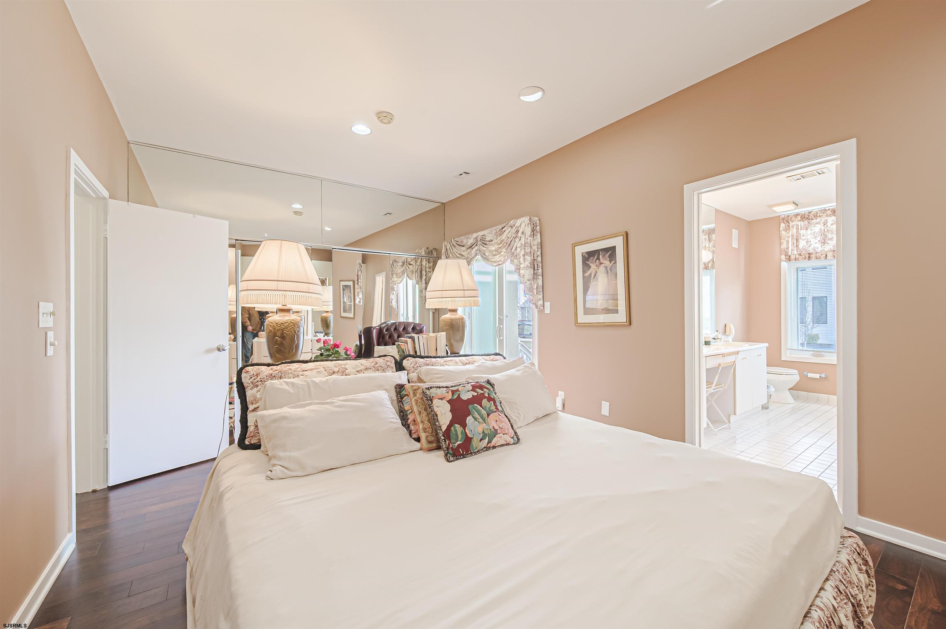 7701 Atlantic Ave Unit: 21