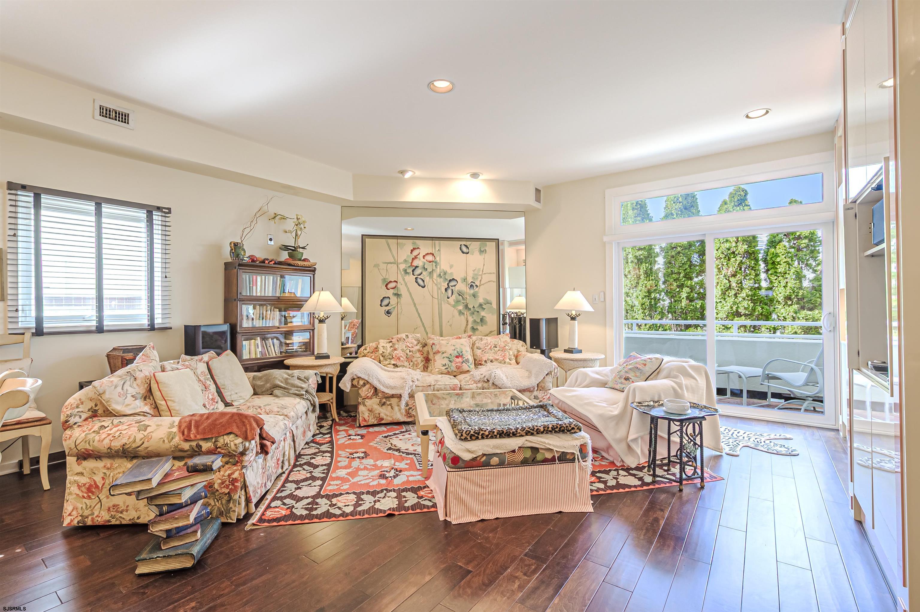 7701 Atlantic Ave Unit: 21