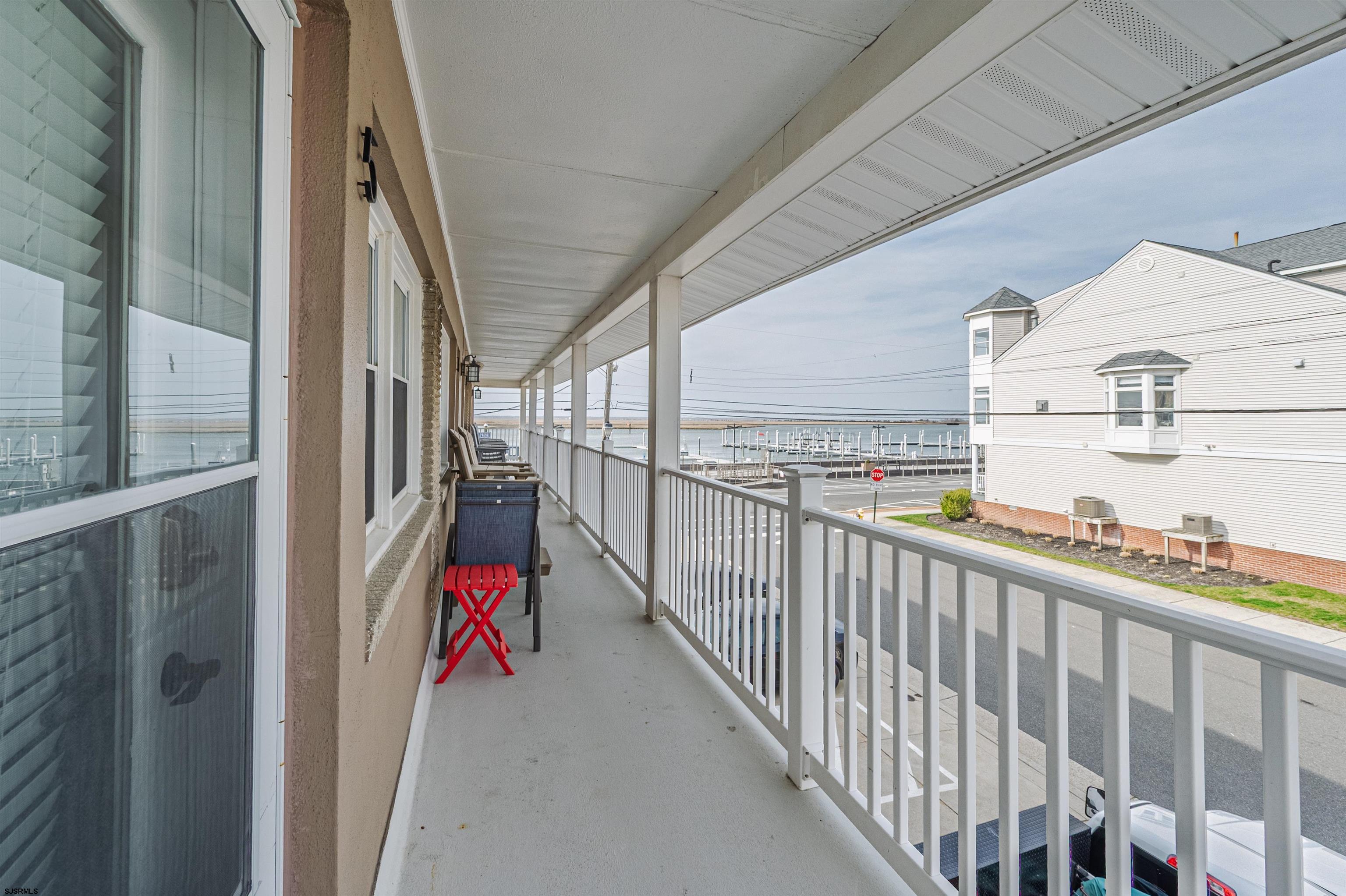 9500 Amherst Ave Unit: B5