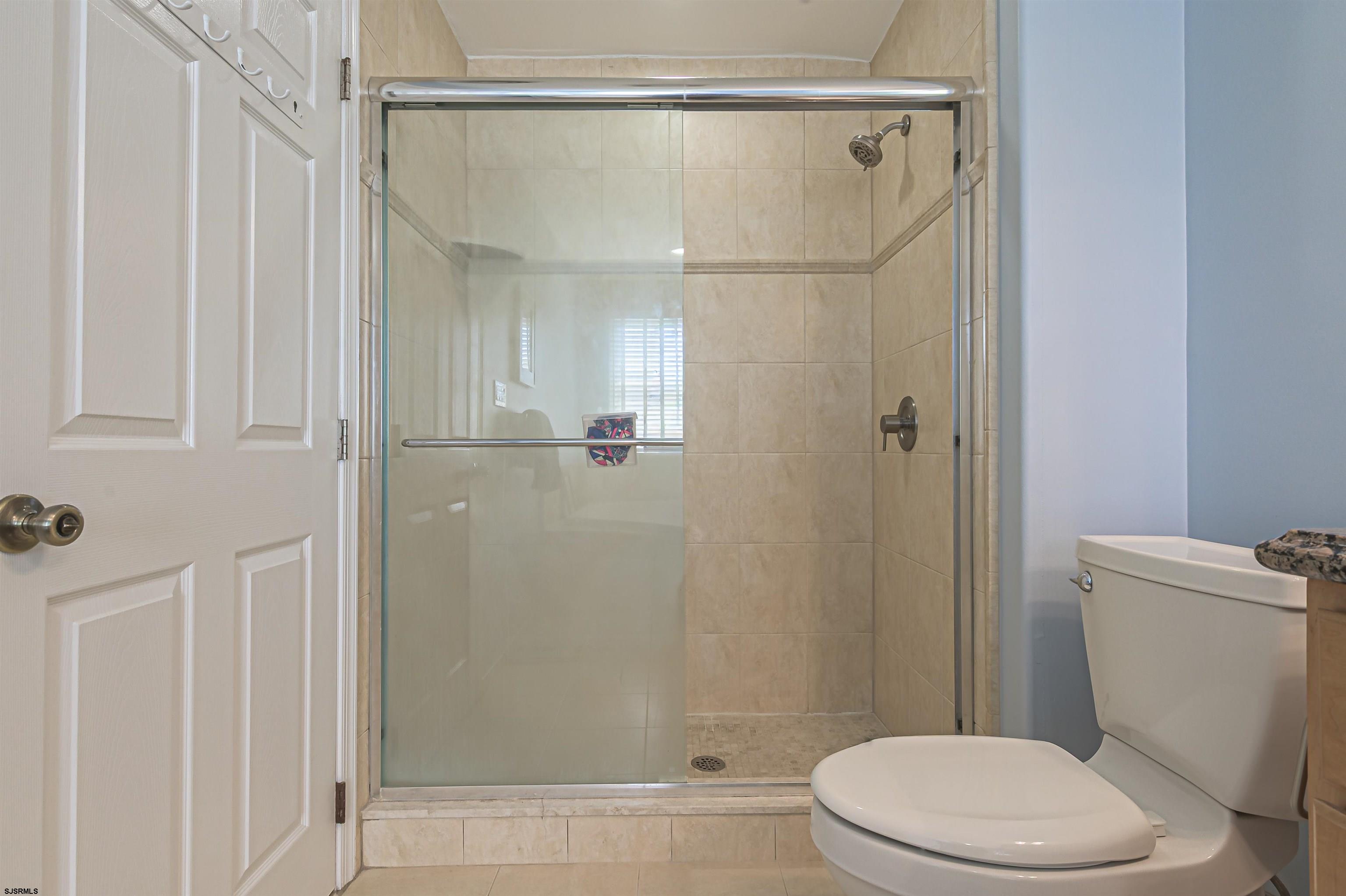 111 N Madison Unit: 2