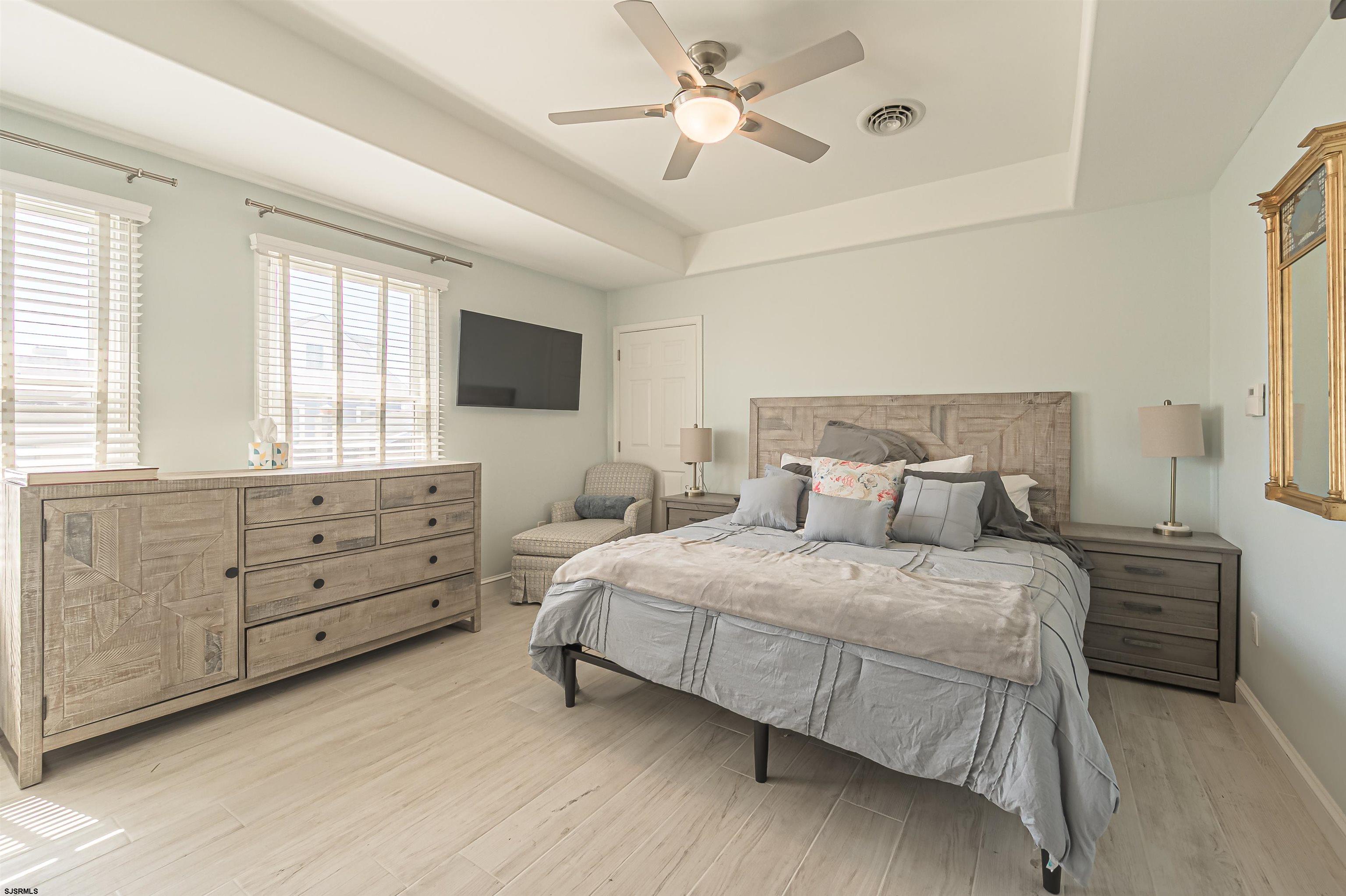 111 N Madison Unit: 2