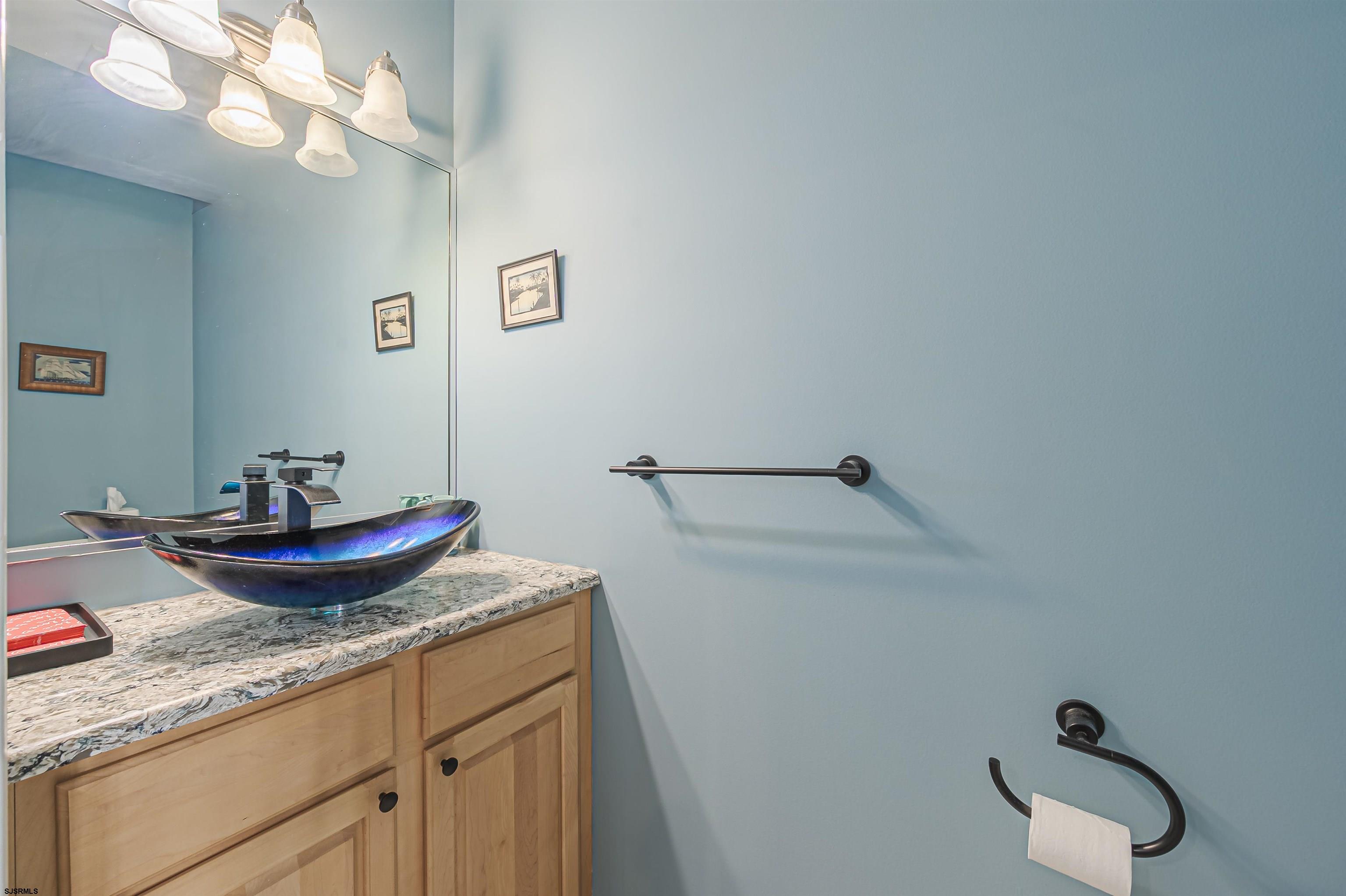 111 N Madison Unit: 2