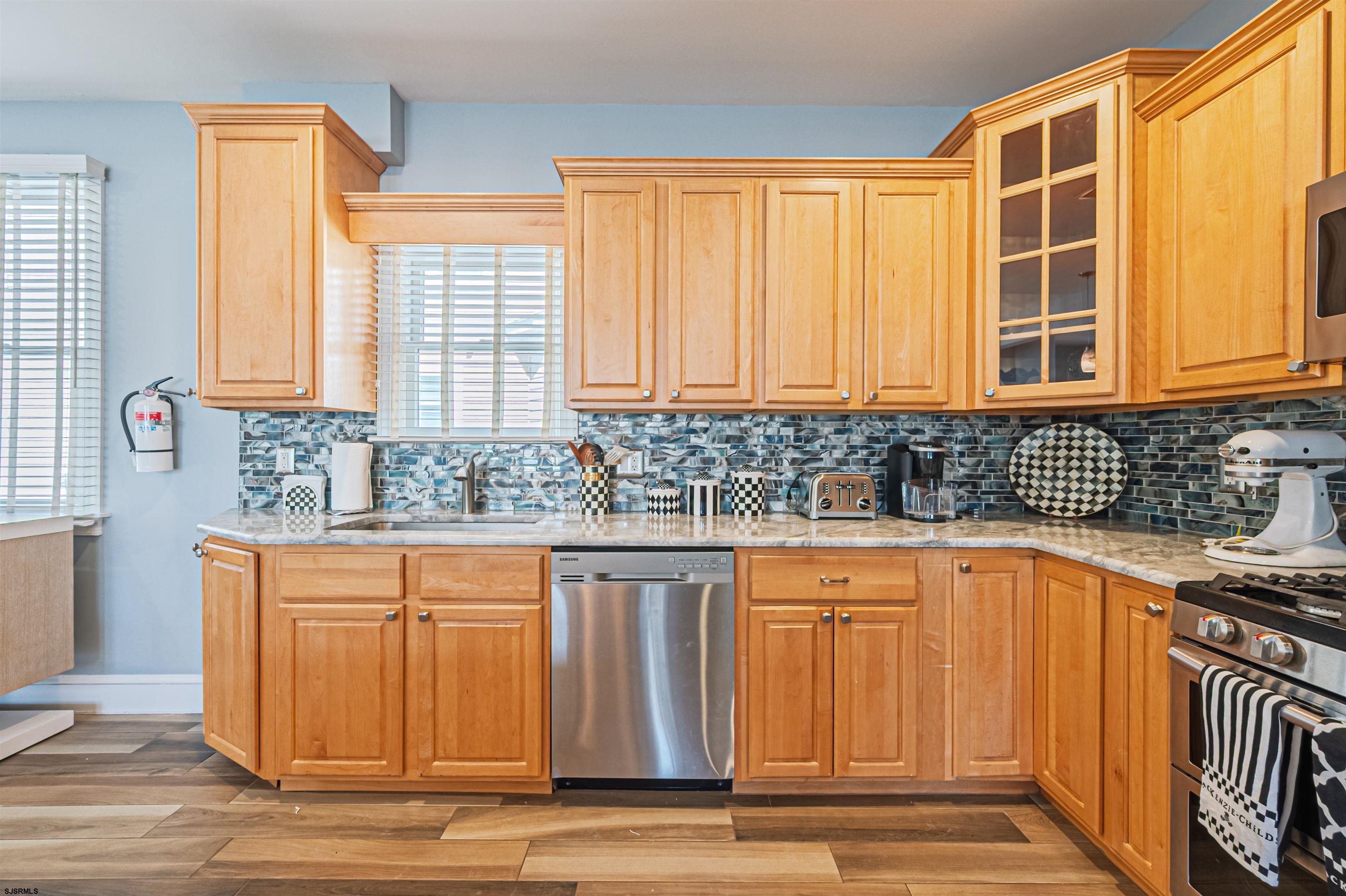 111 N Madison Unit: 2