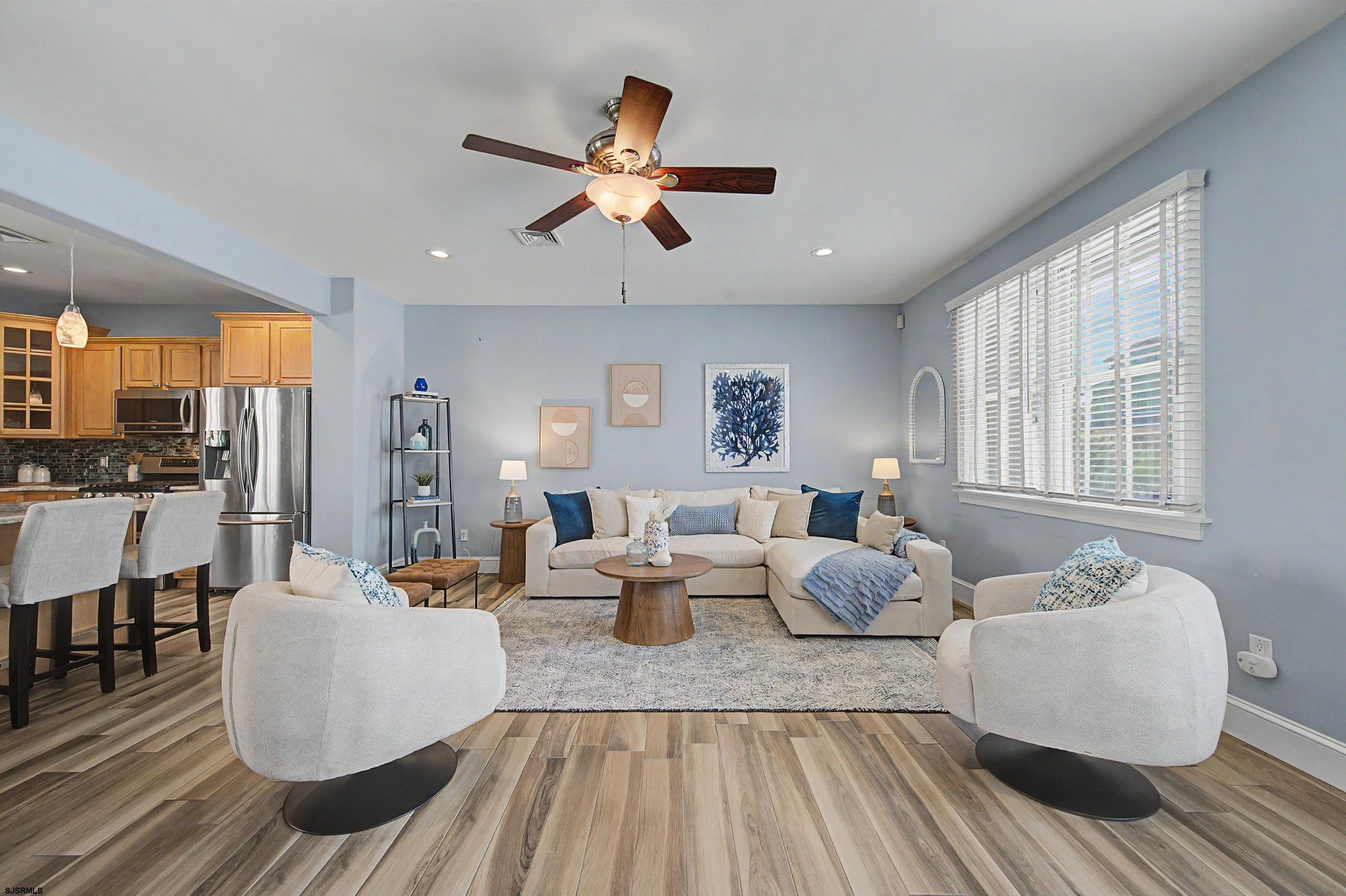 111 N Madison Unit: 2