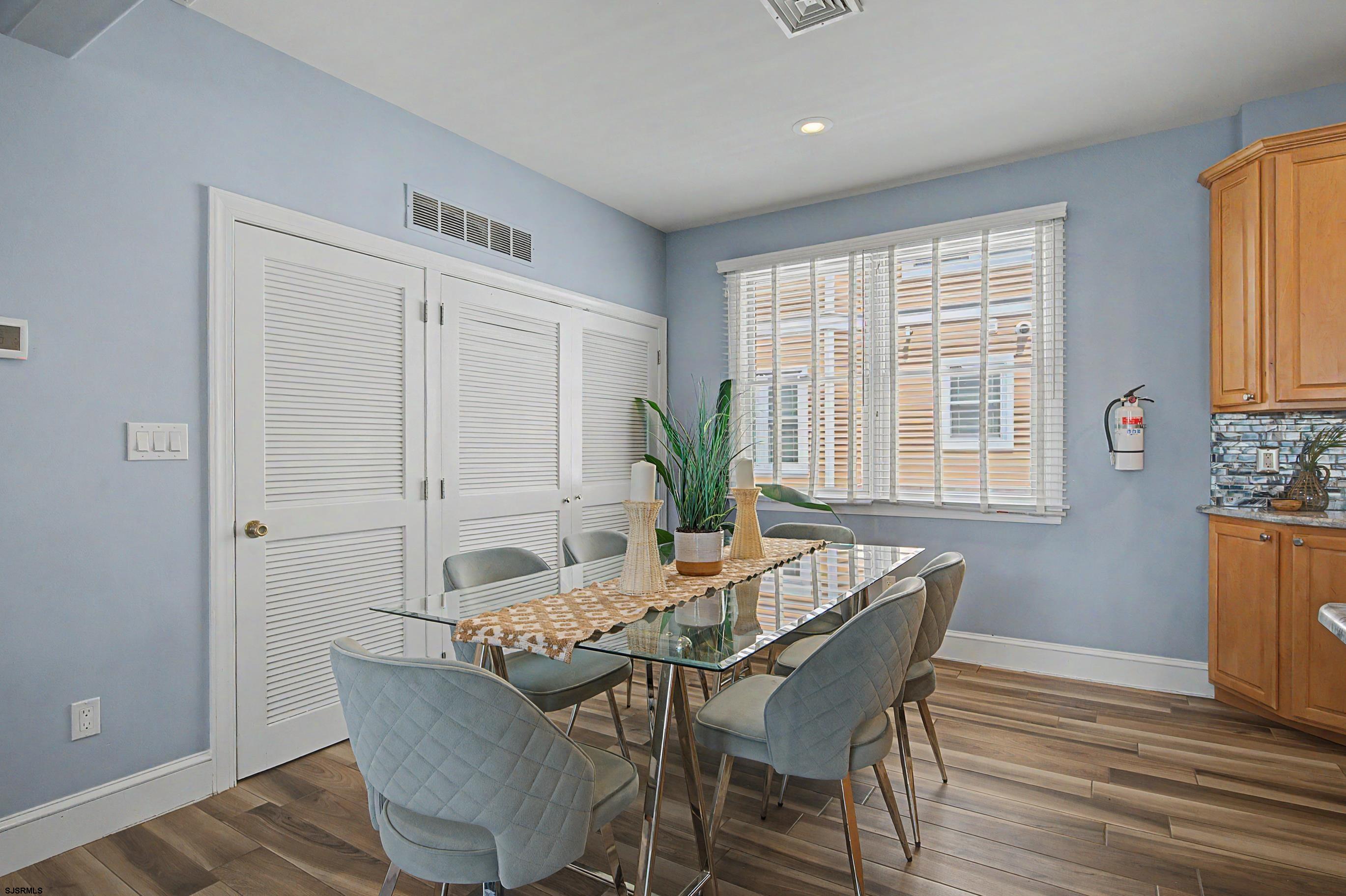 111 N Madison Unit: 2