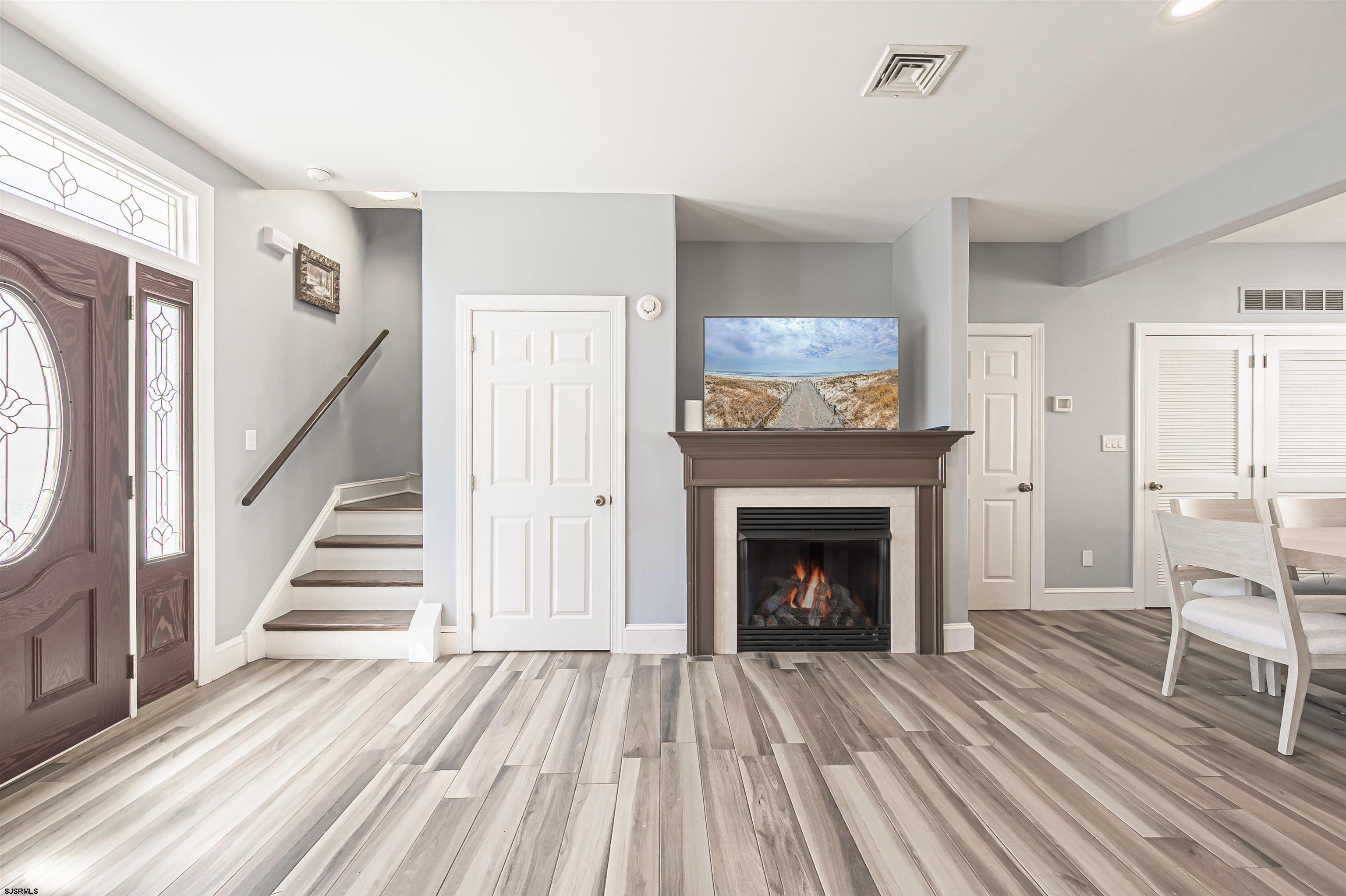 111 N Madison Unit: 2