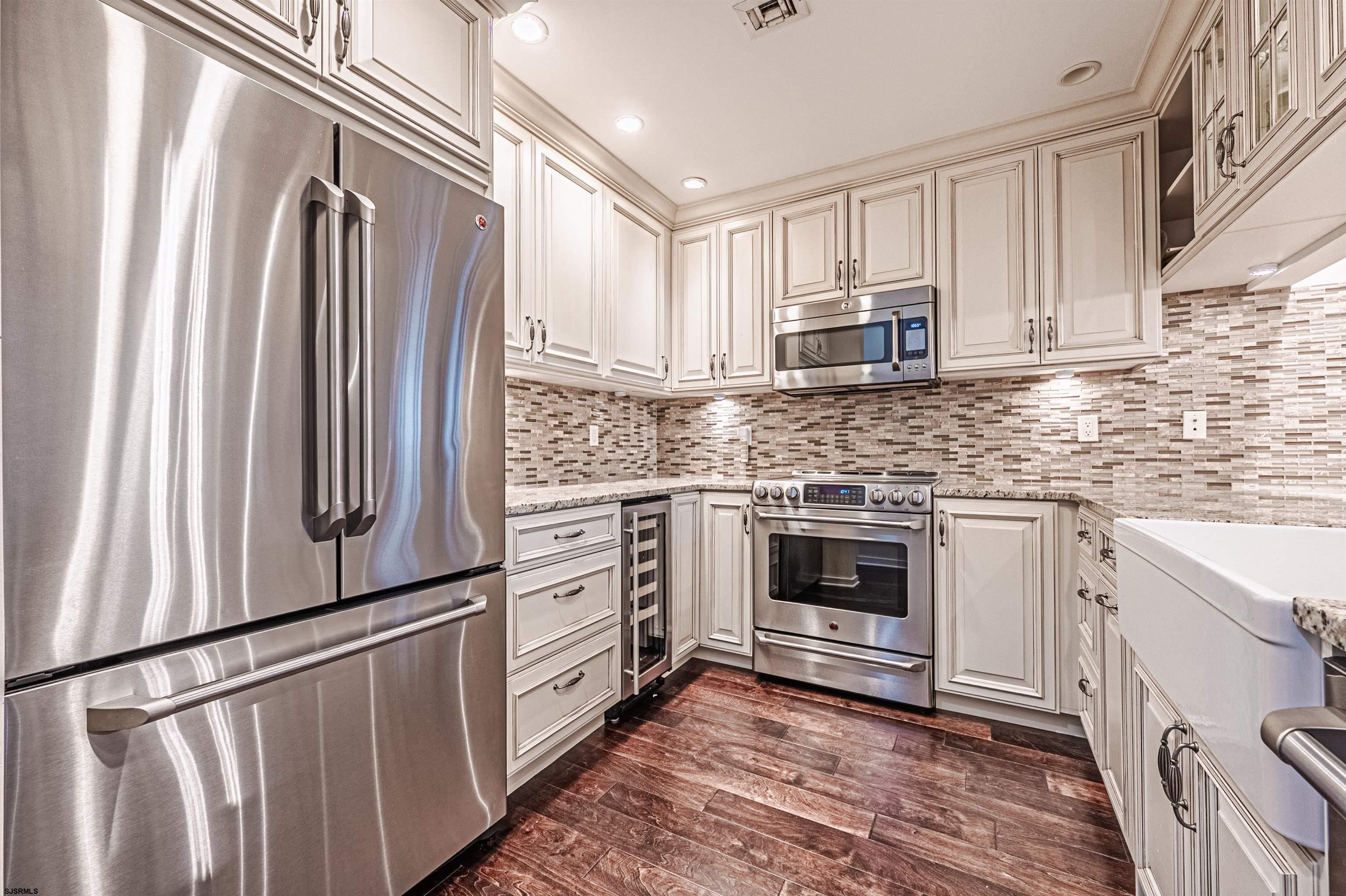 7701 Atlantic Ave Unit: 21