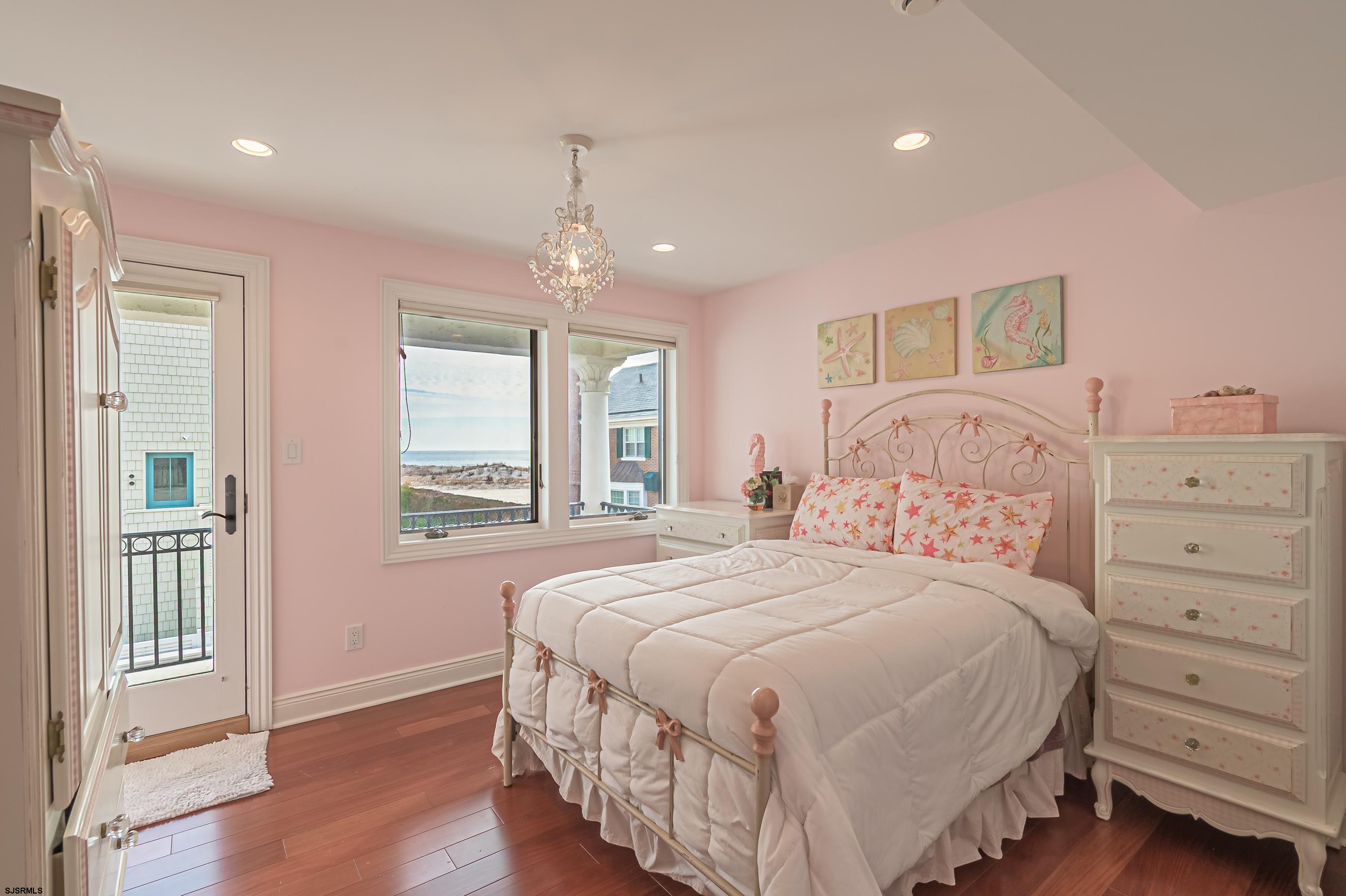 112 S Rumson Ave