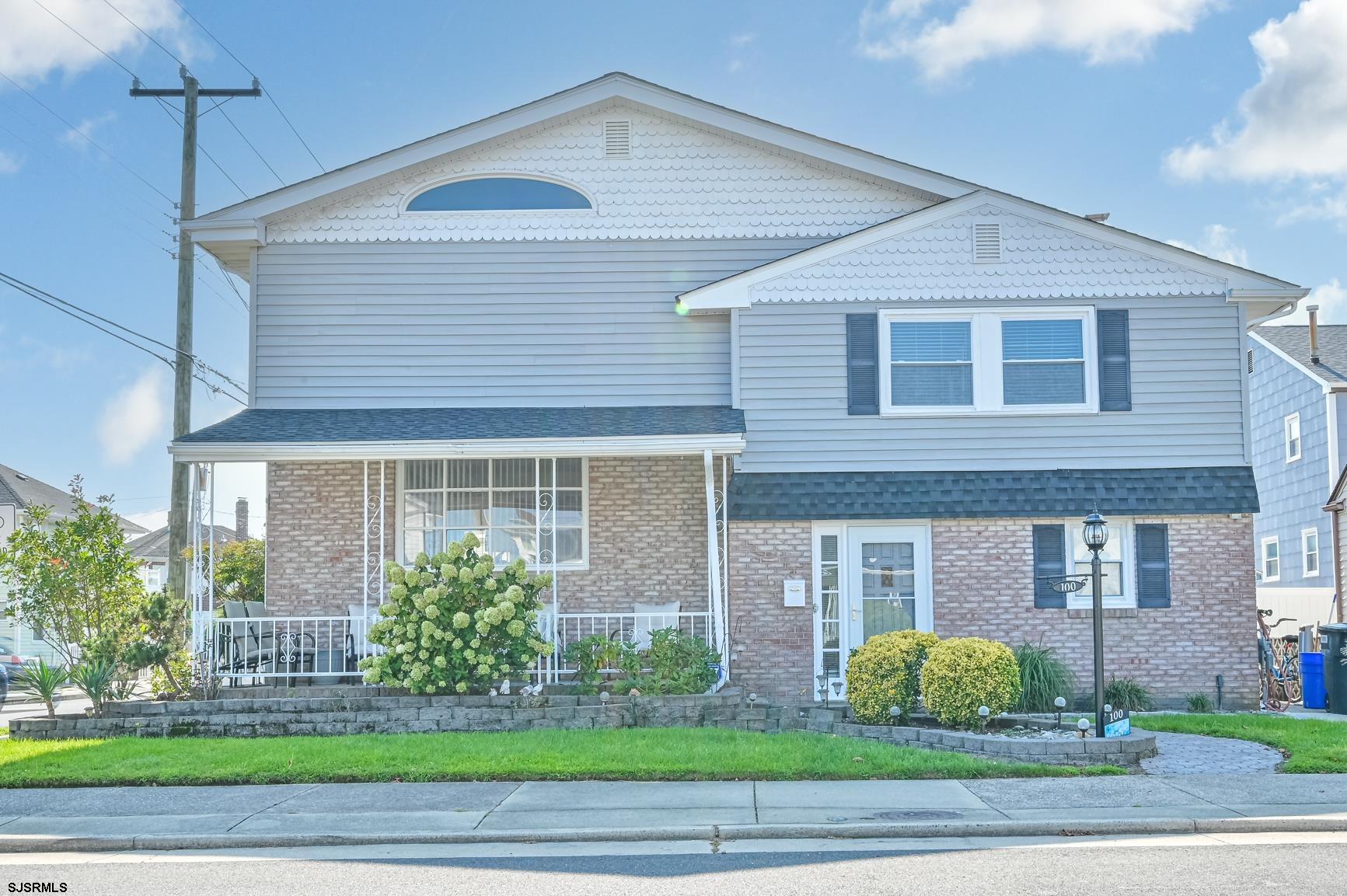 100 N Argyle Ave