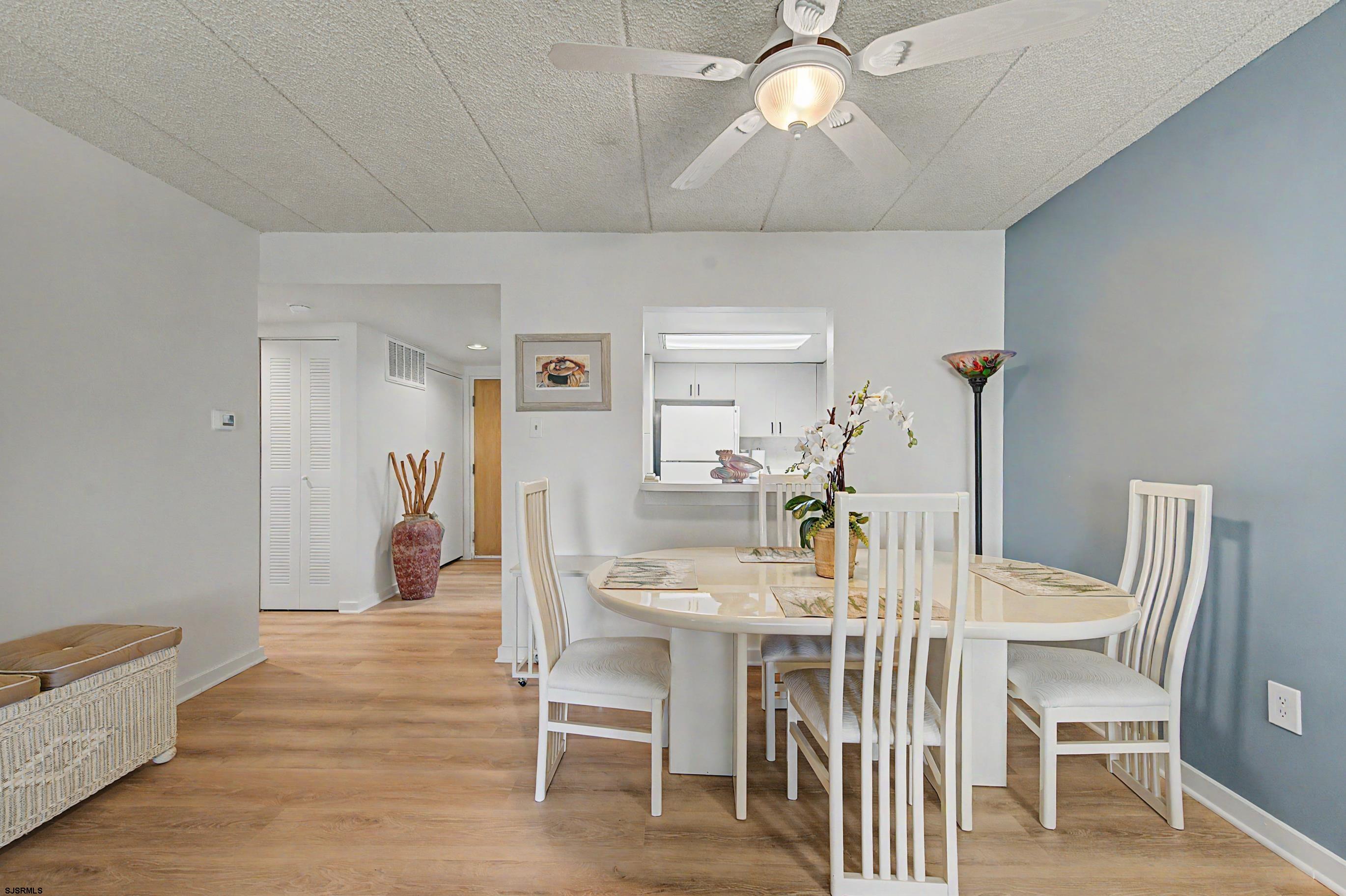 1105 Dolphin Ave Unit: 1105