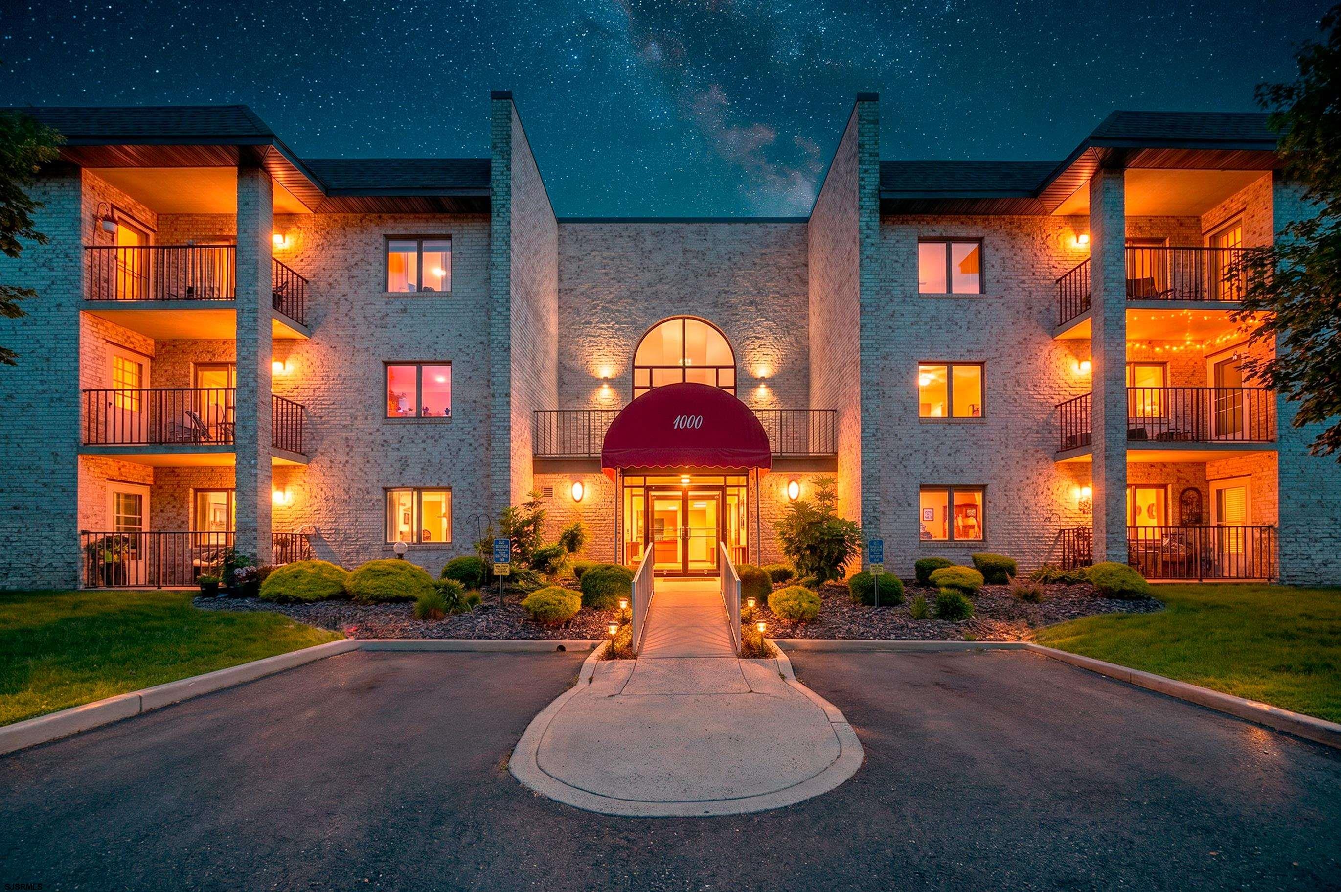 1105 Dolphin Ave Unit: 1105