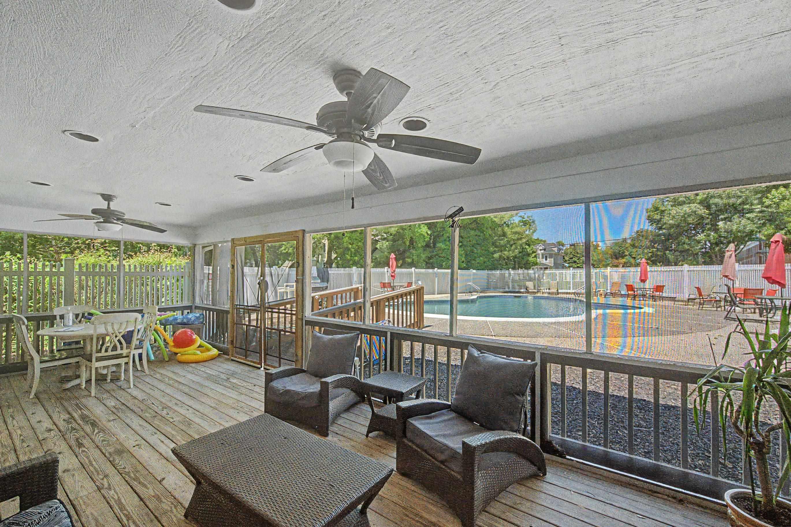 1105 Dolphin Ave Unit: 1105