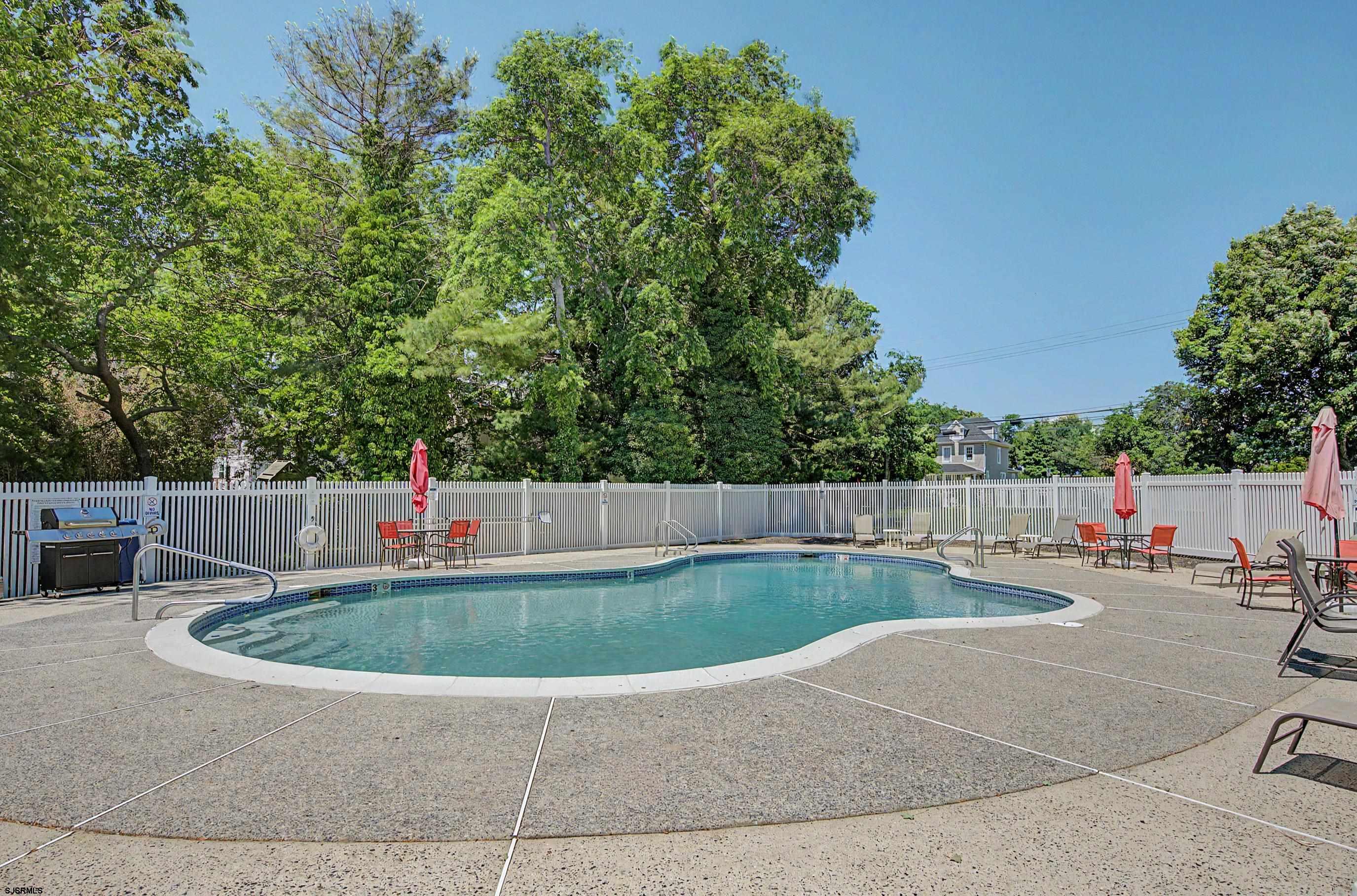 1105 Dolphin Ave Unit: 1105