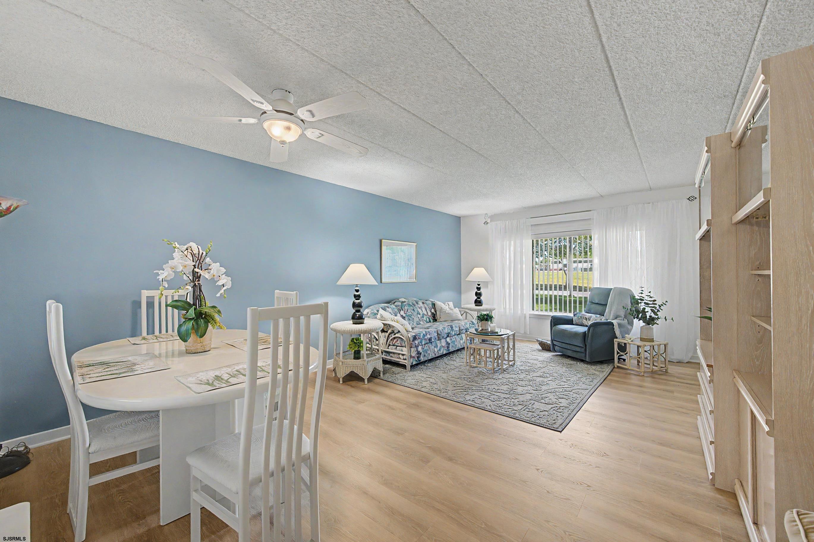 1105 Dolphin Ave Unit: 1105