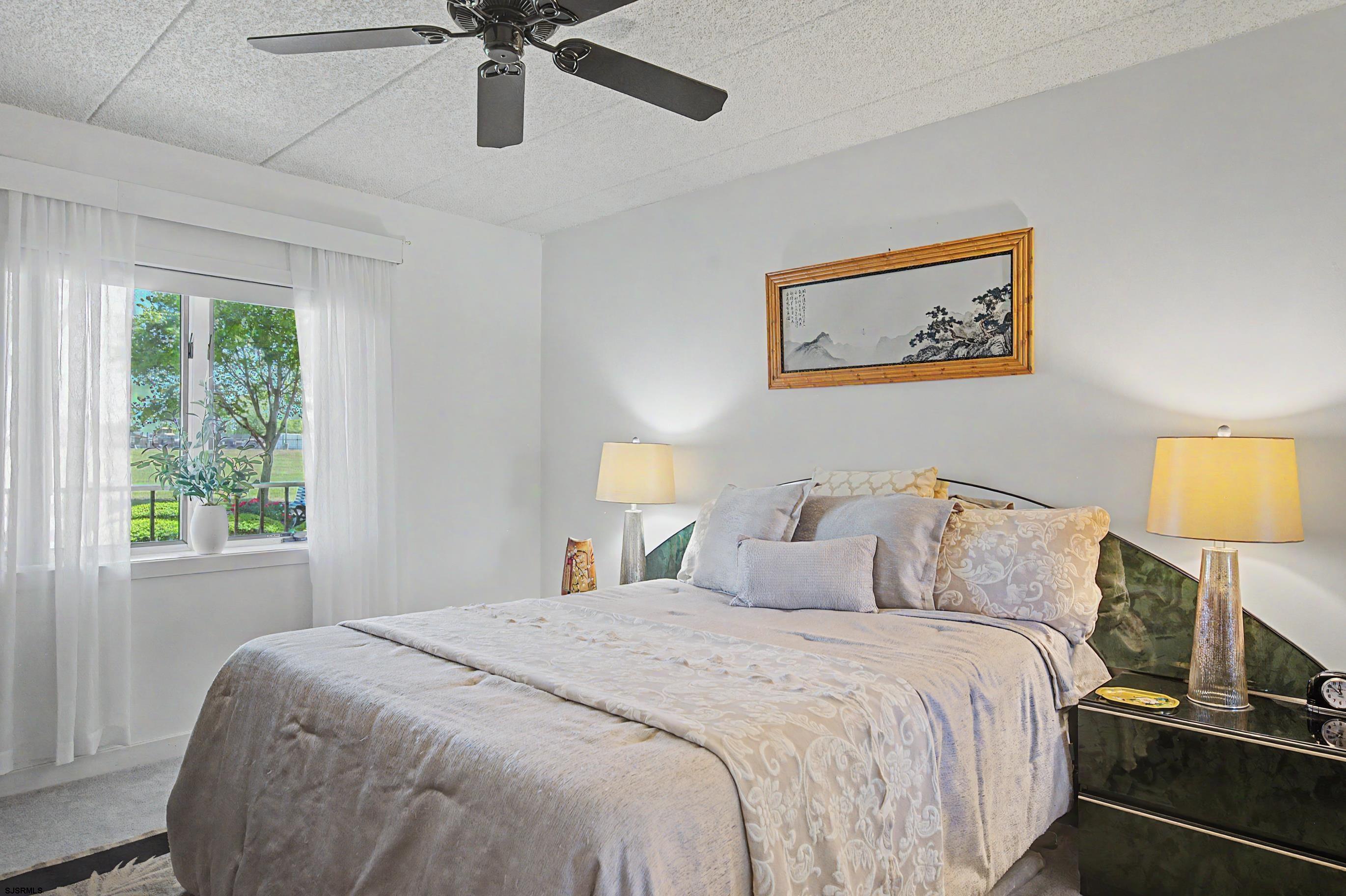 1105 Dolphin Ave Unit: 1105