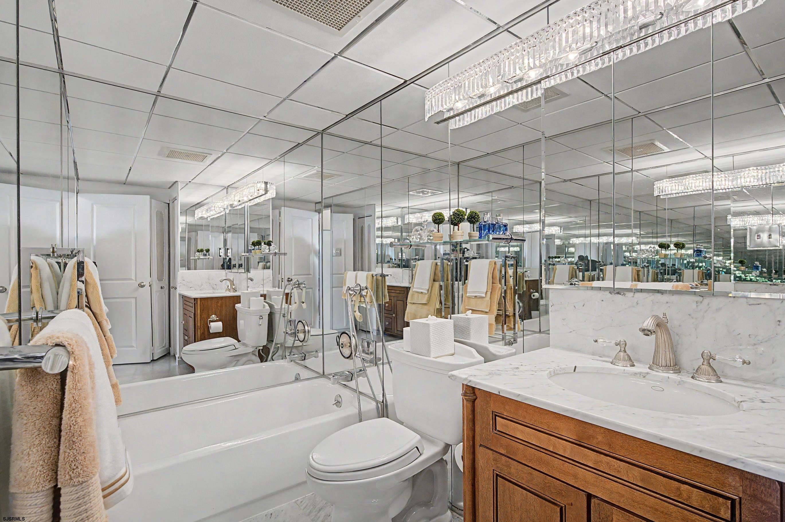 100 S Berkley Square Unit: 9D
