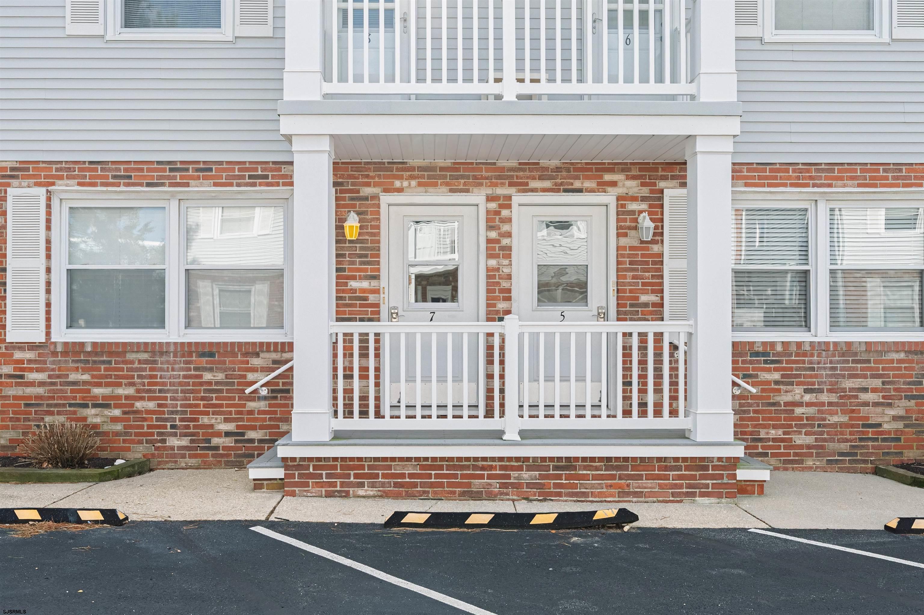 9506-7 Ventnor Ave Unit: 7