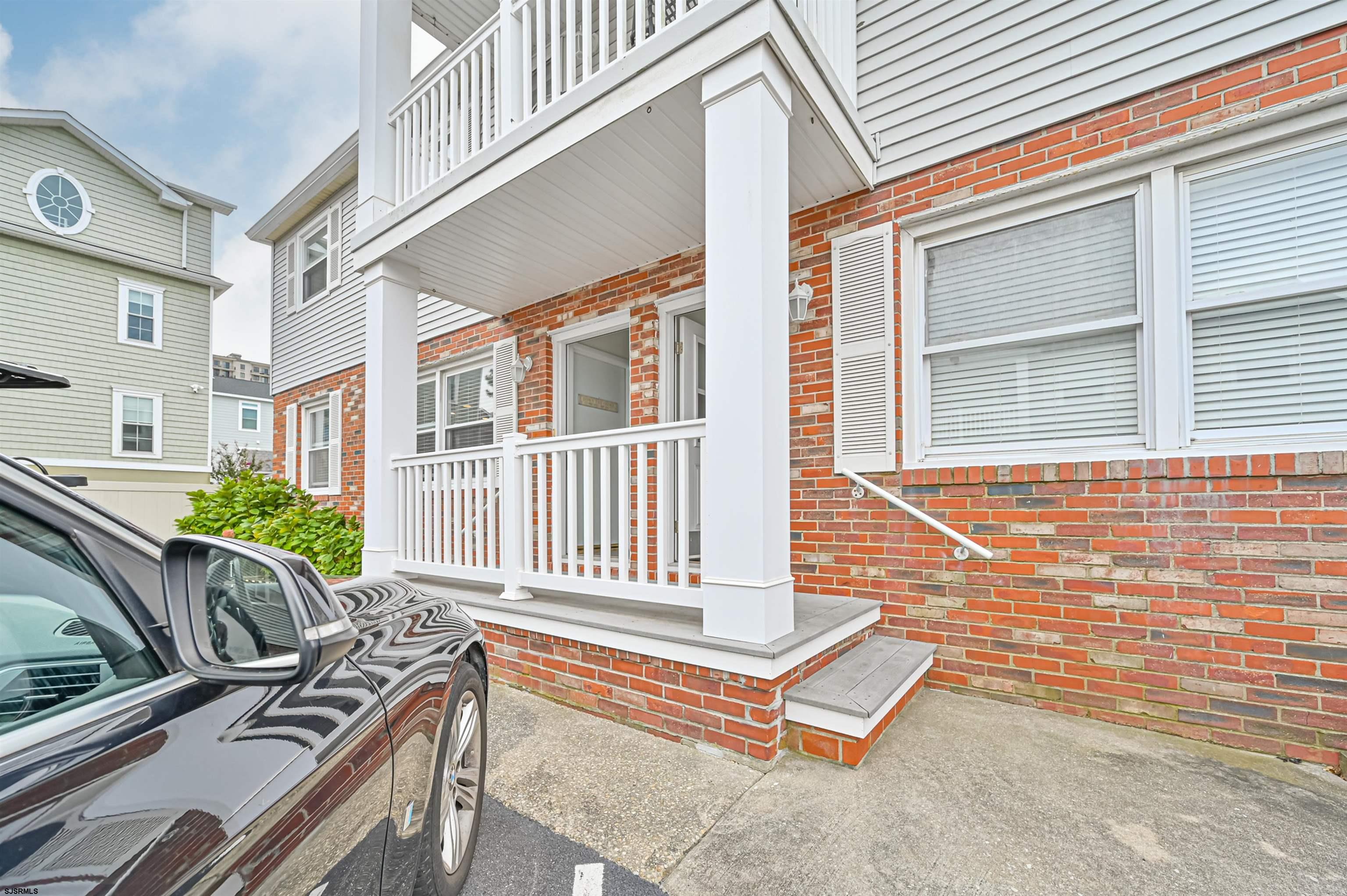 9506-7 Ventnor Ave Unit: 7