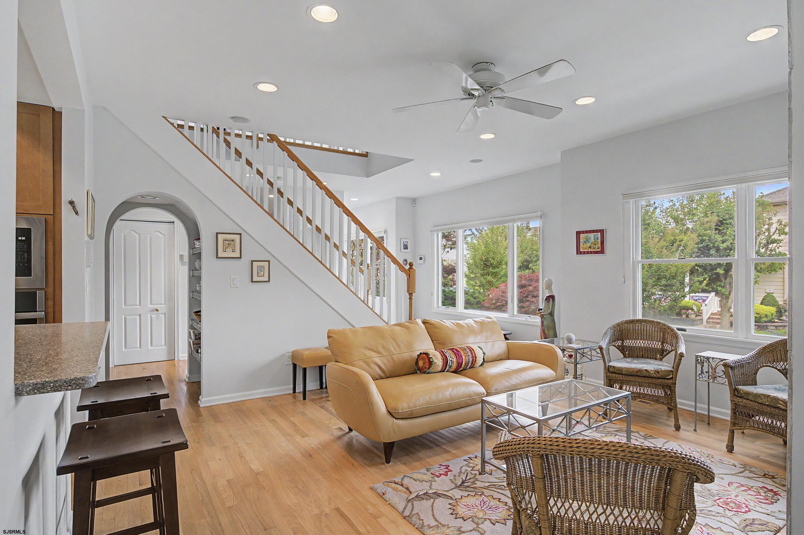 123 N Quincy Ave
