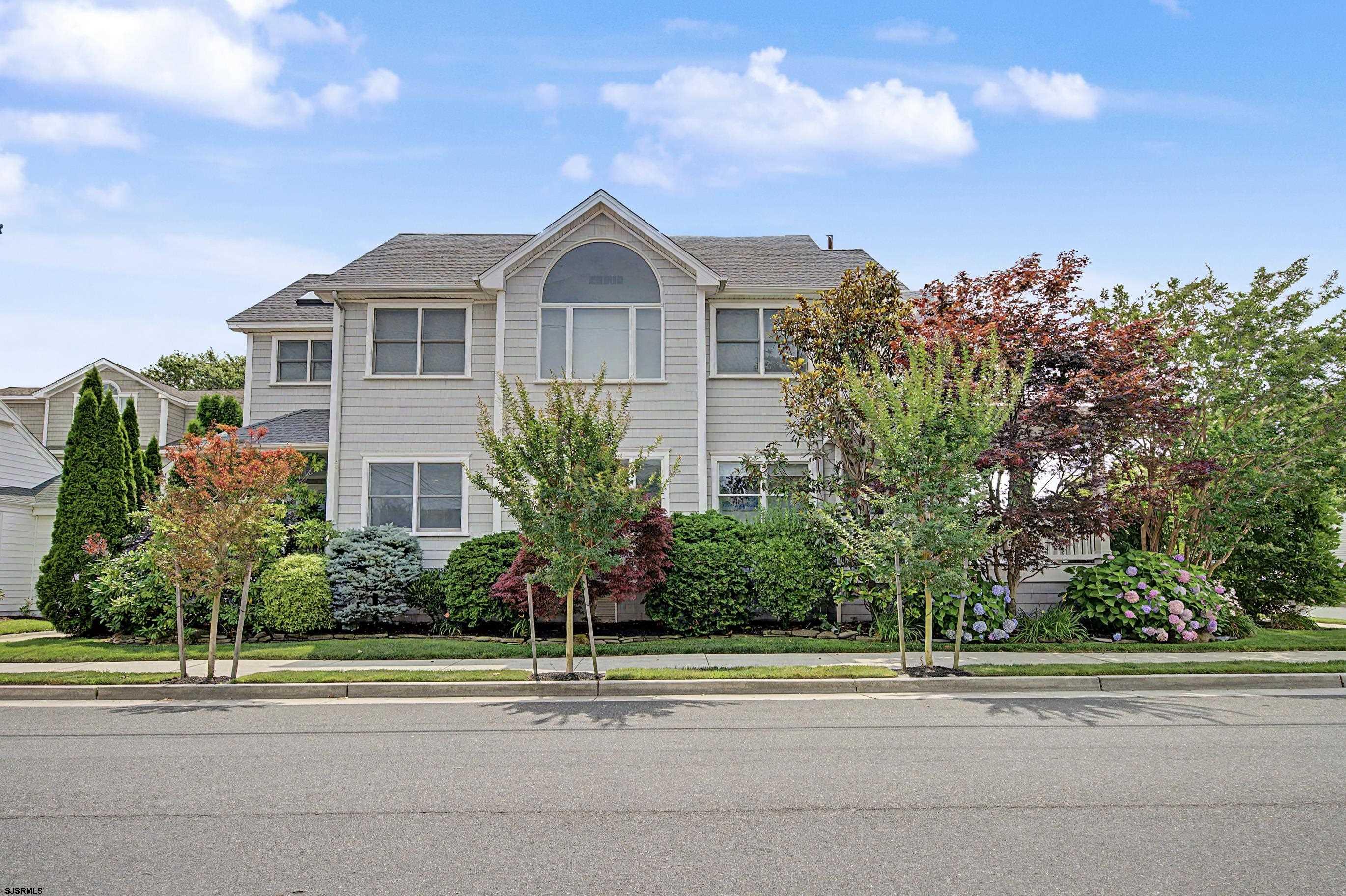 123 N Quincy Ave