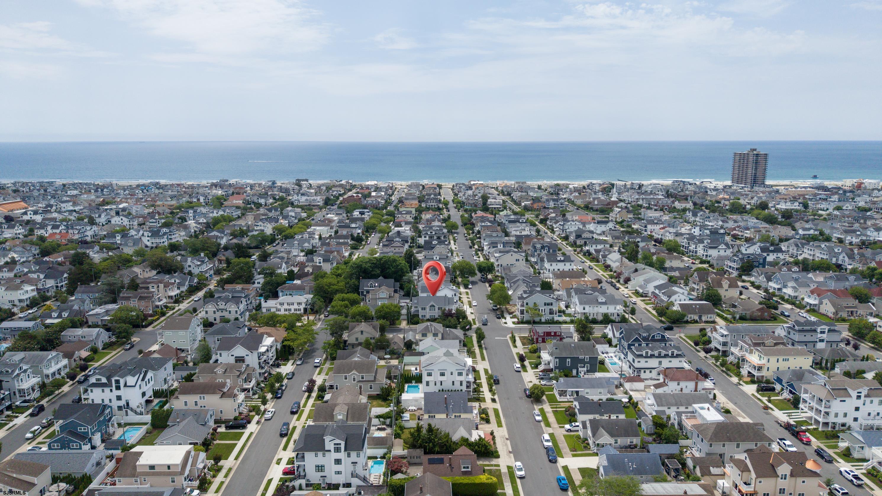 123 N Quincy Ave