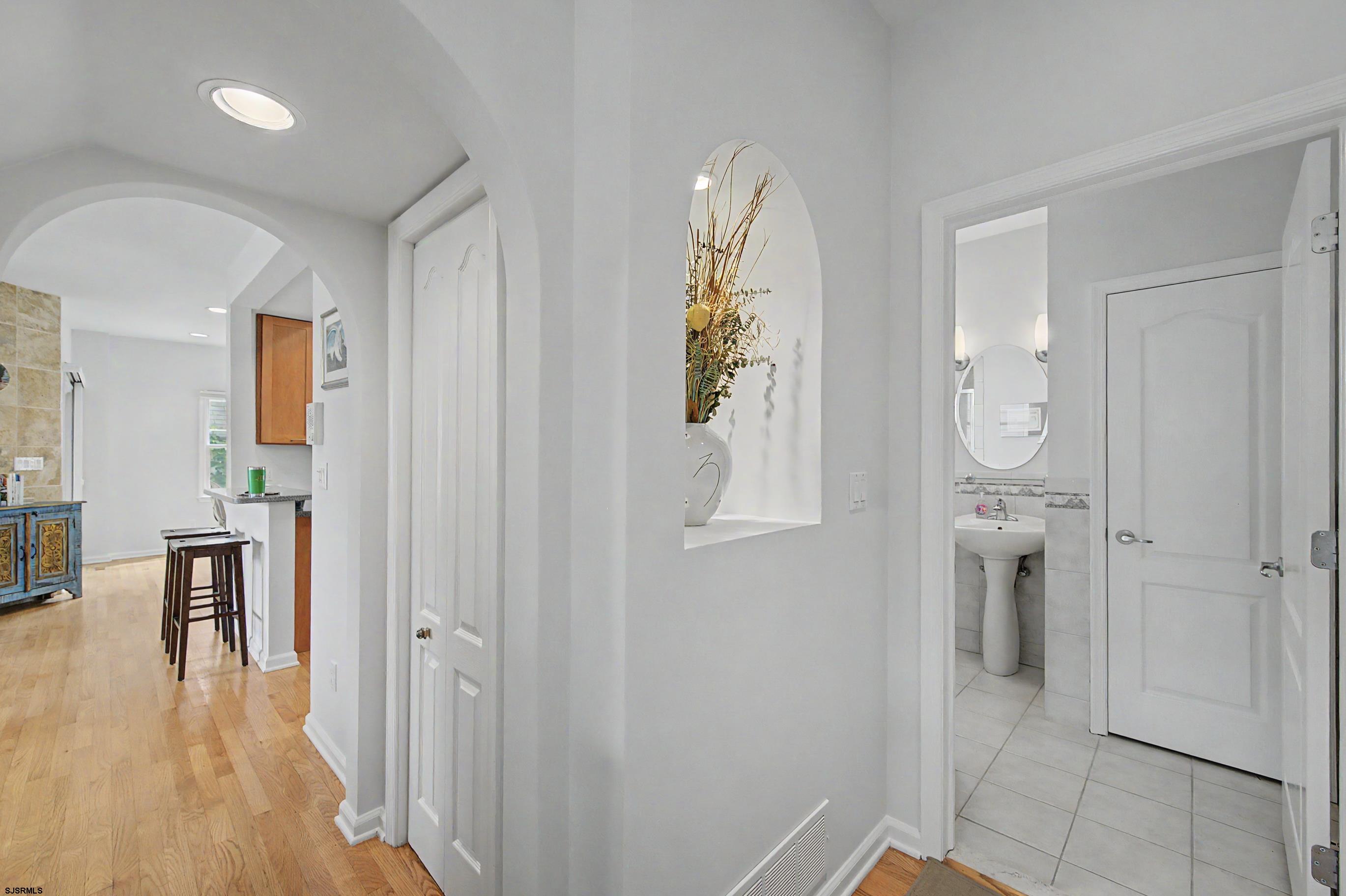 123 N Quincy Ave