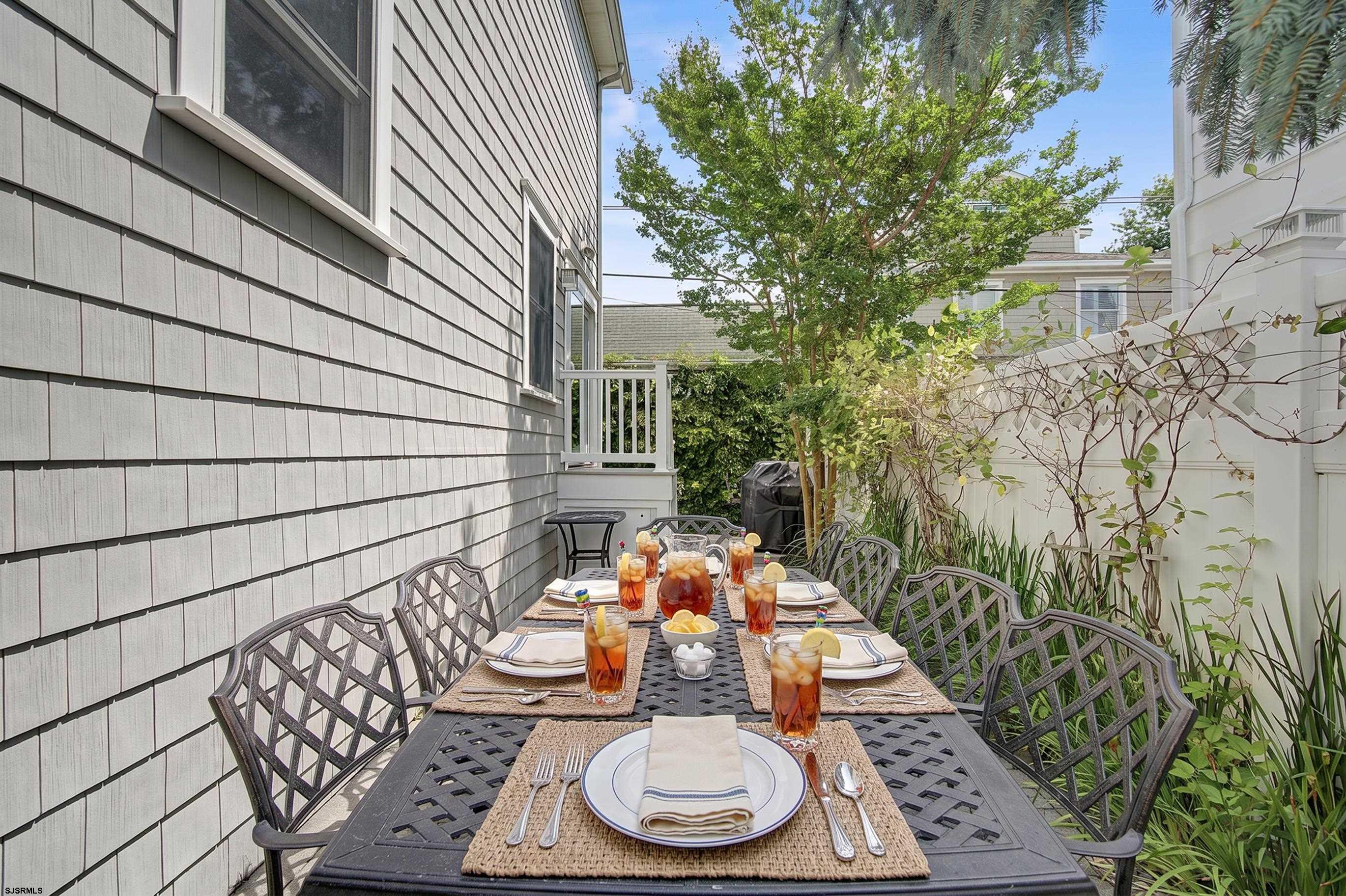123 N Quincy Ave
