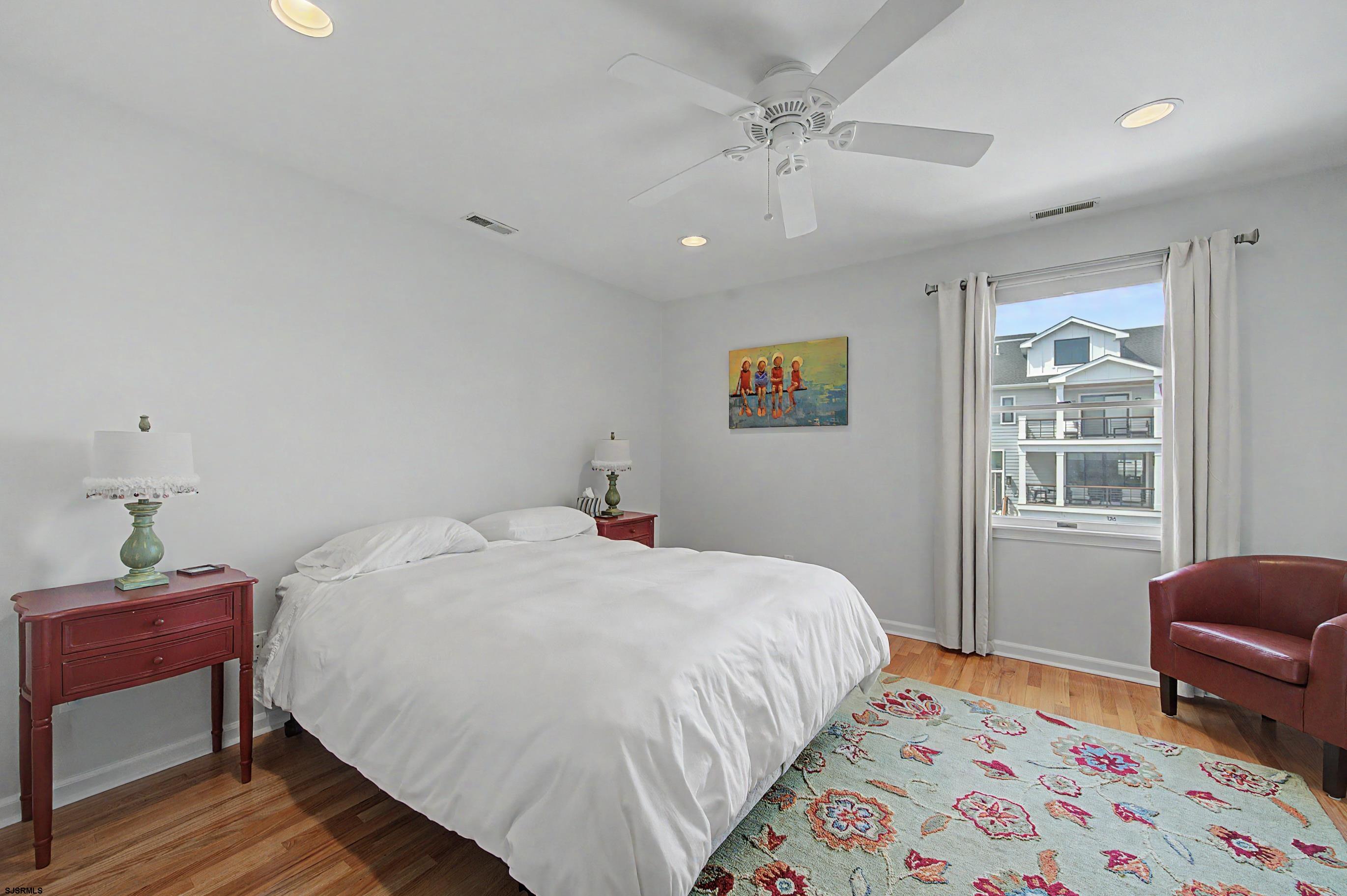 123 N Quincy Ave