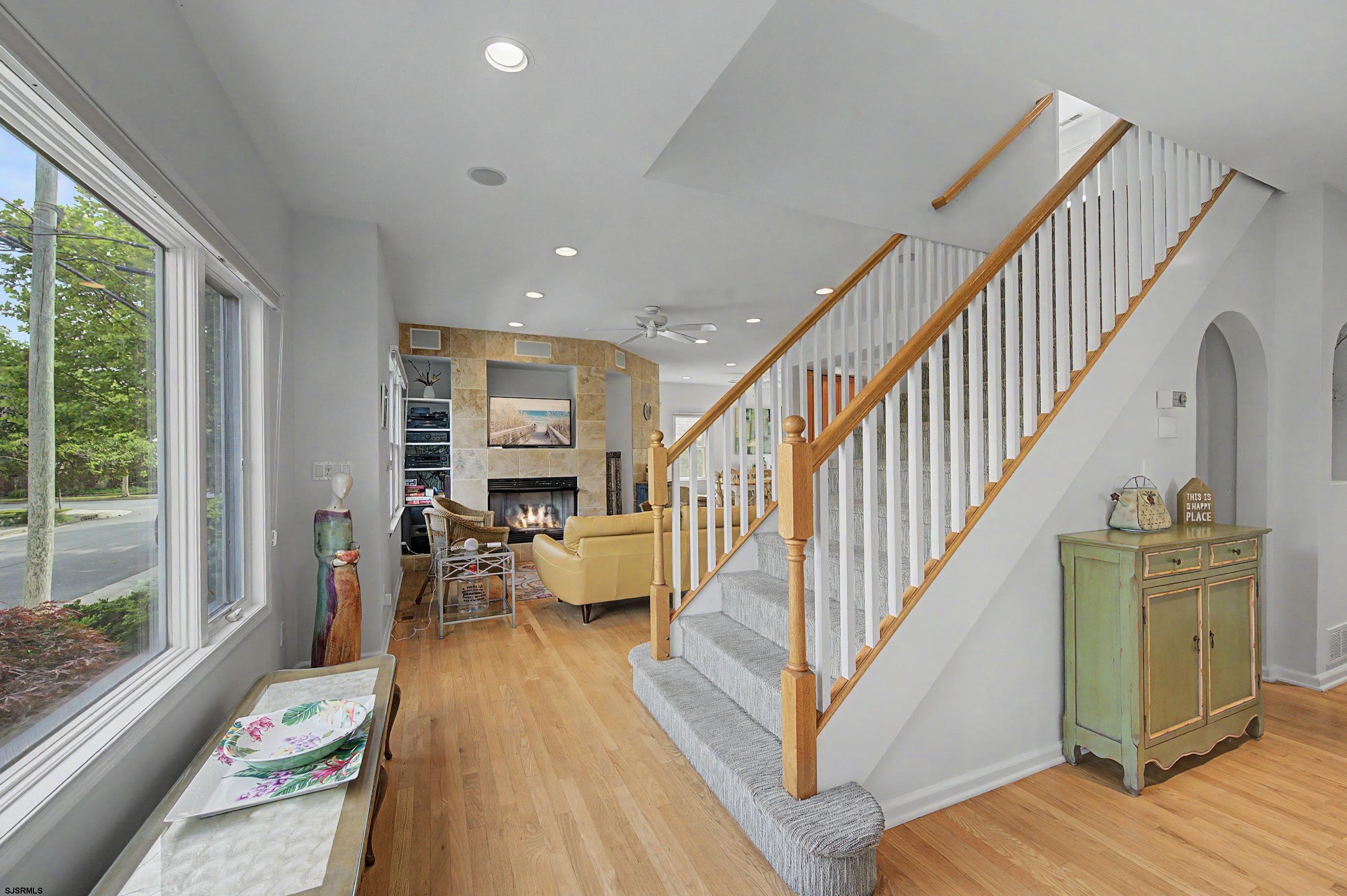 123 N Quincy Ave