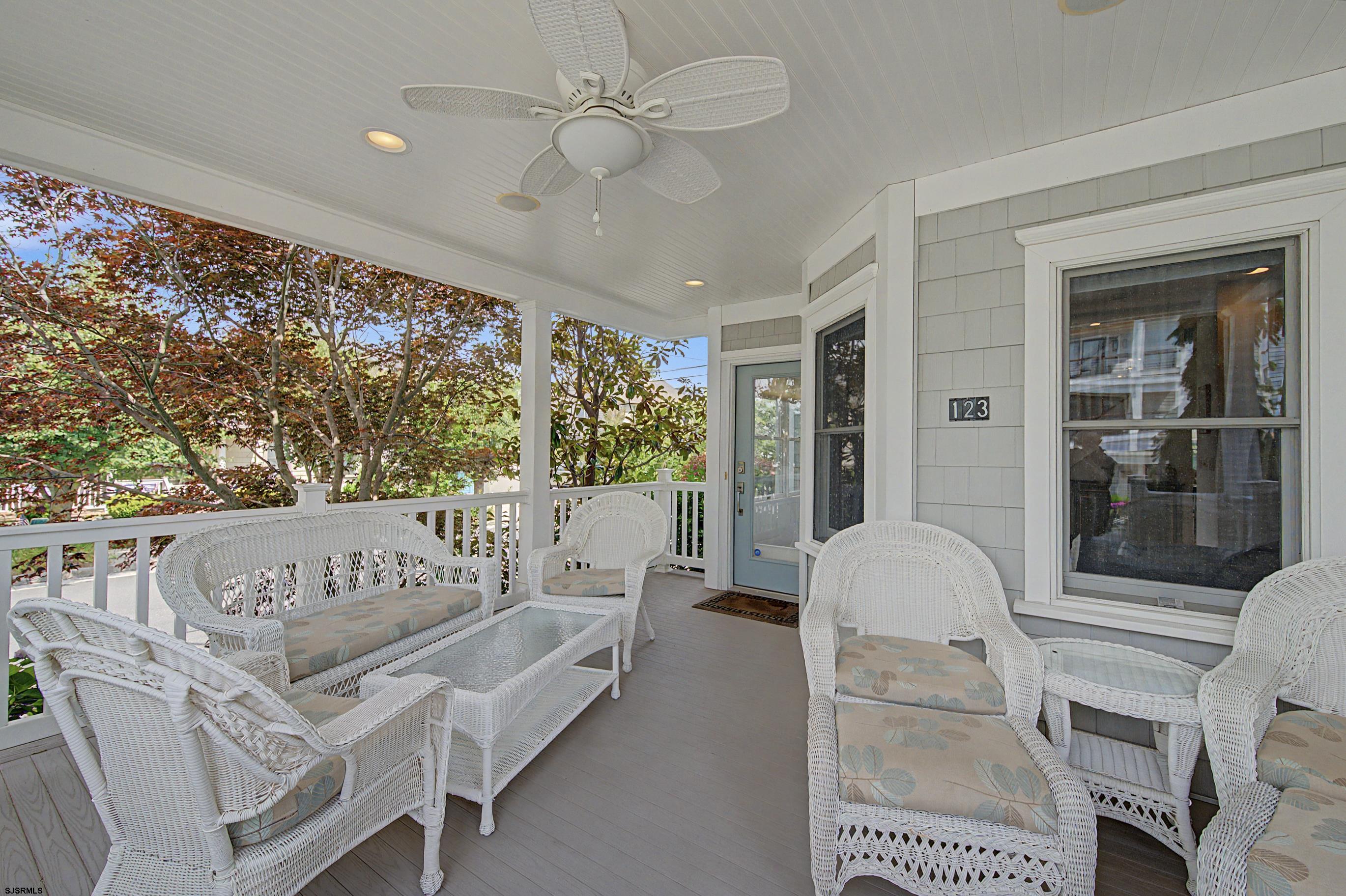 123 N Quincy Ave