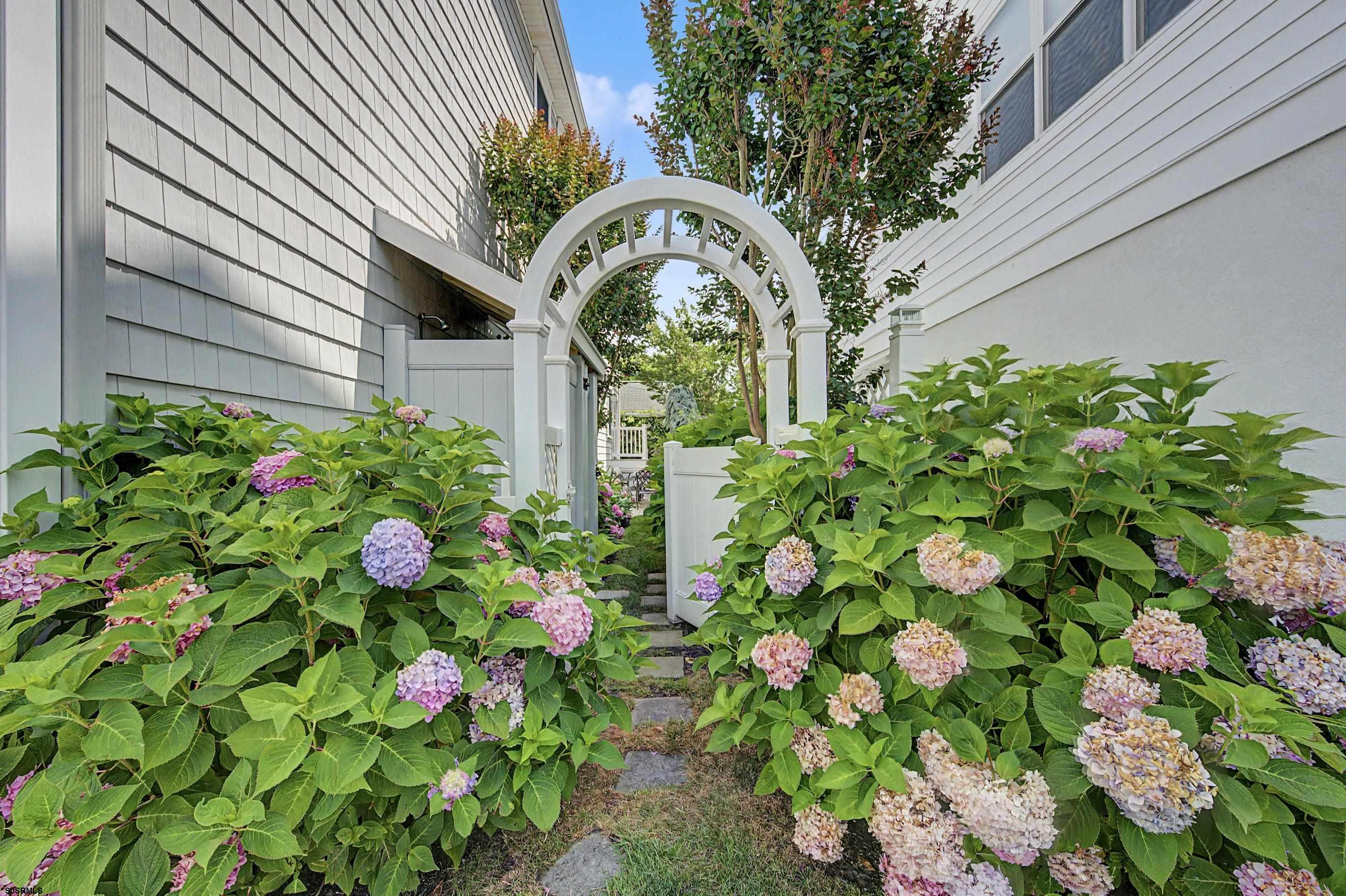 123 N Quincy Ave