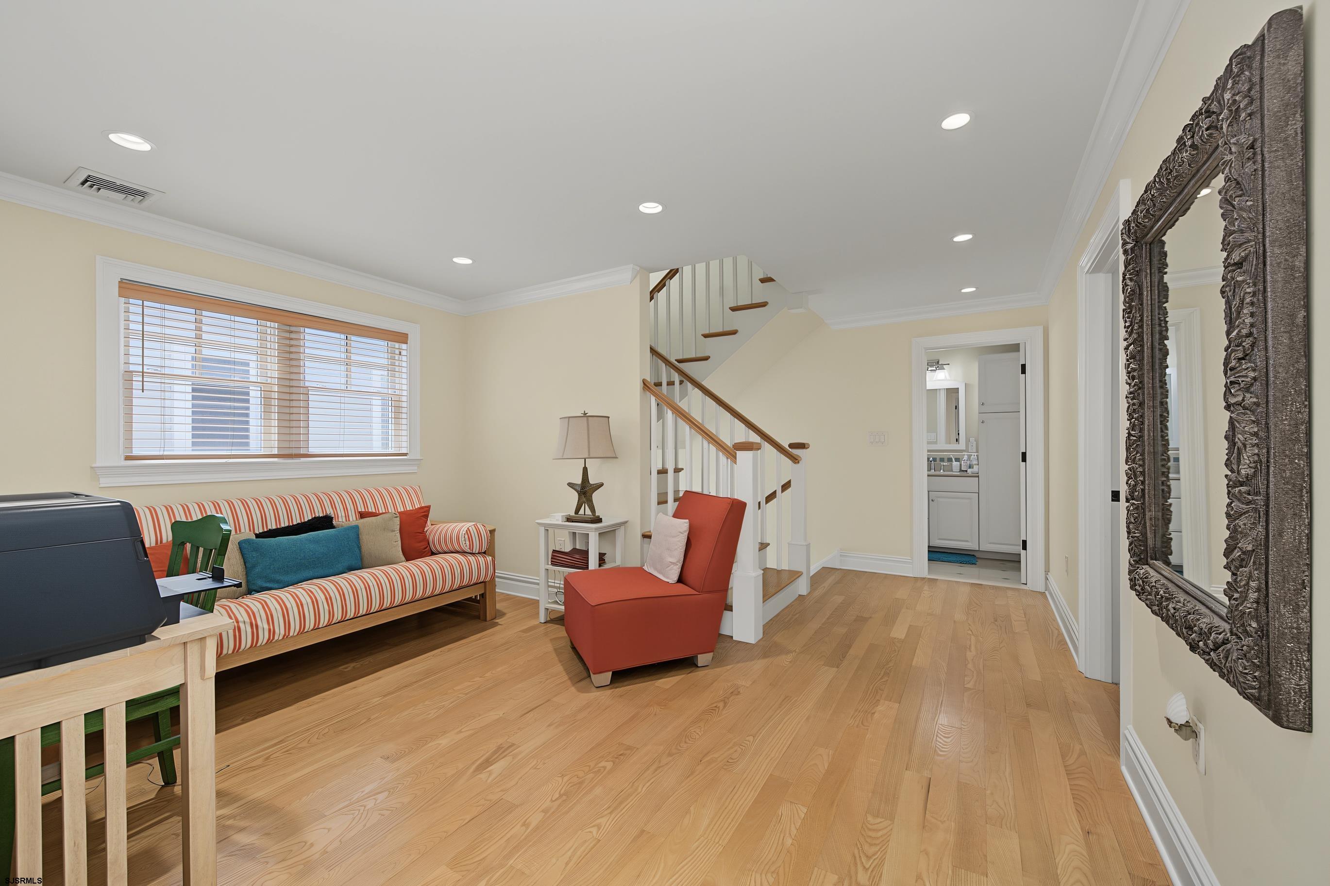 4 S Huntington Ave