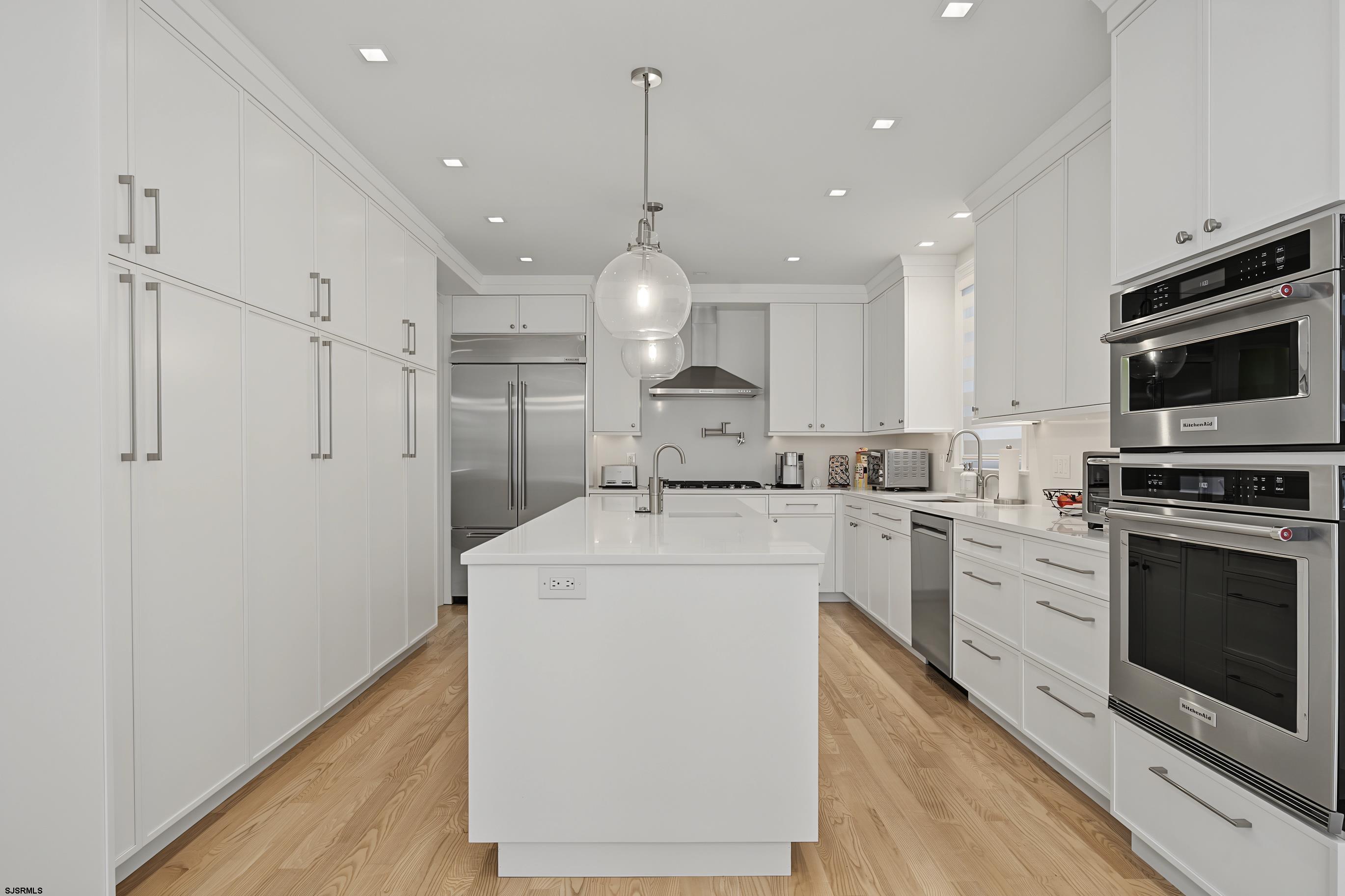 4 S Huntington Ave