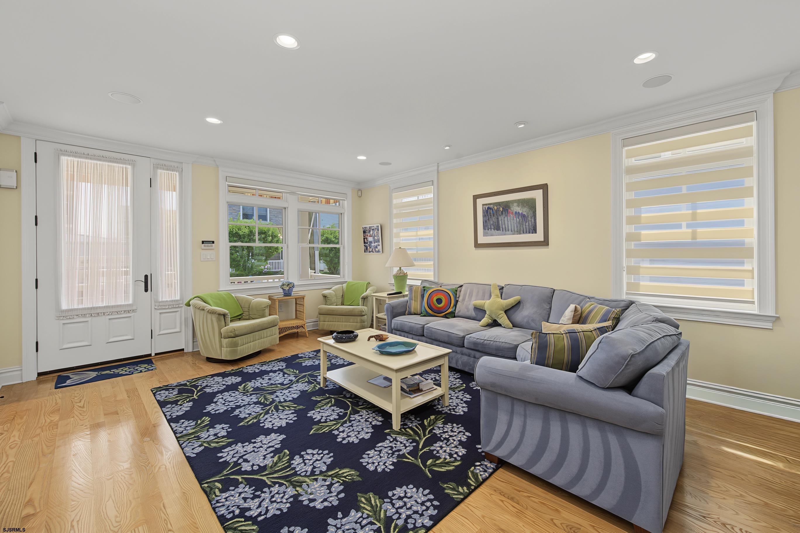 4 S Huntington Ave