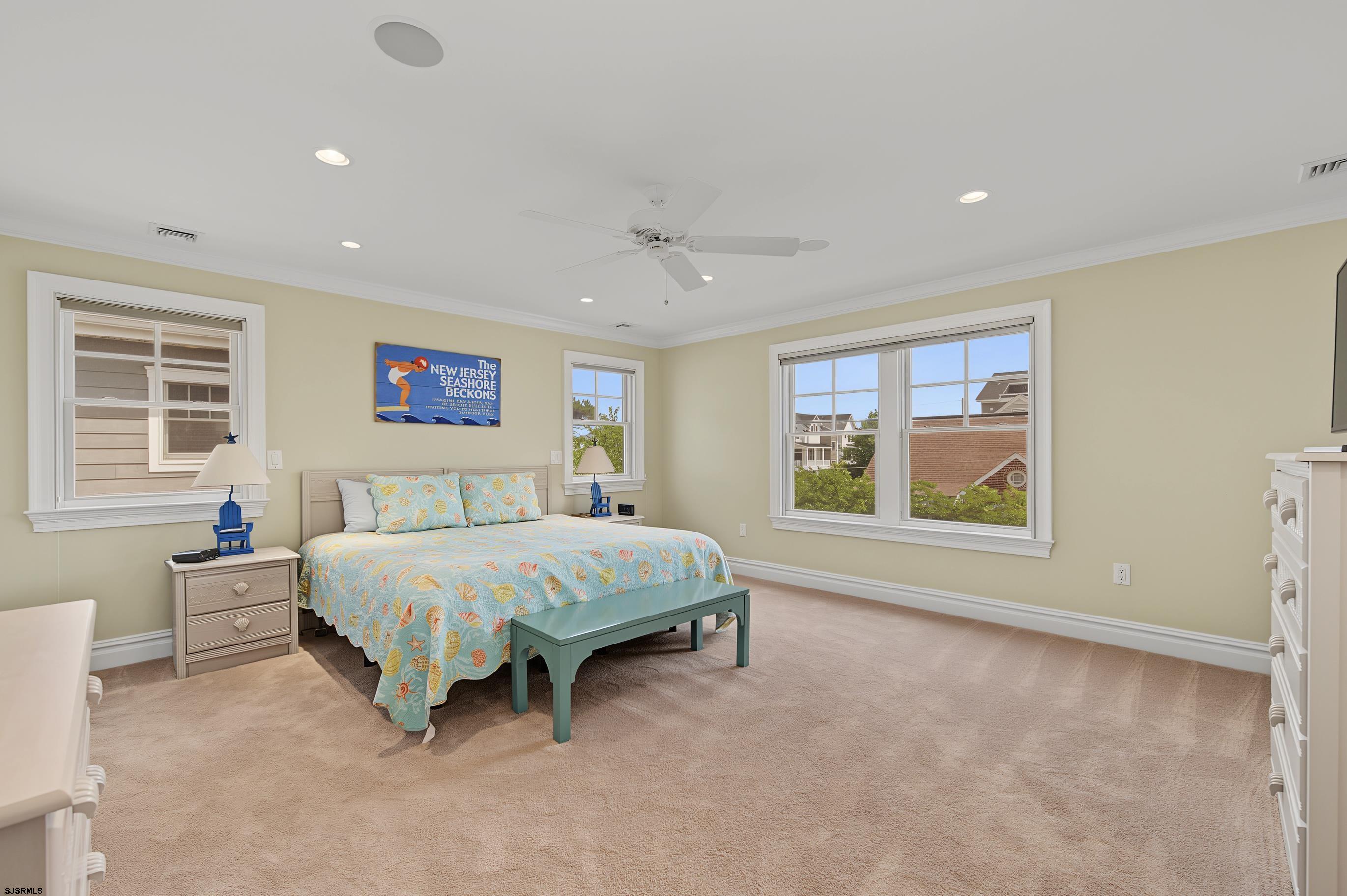 4 S Huntington Ave