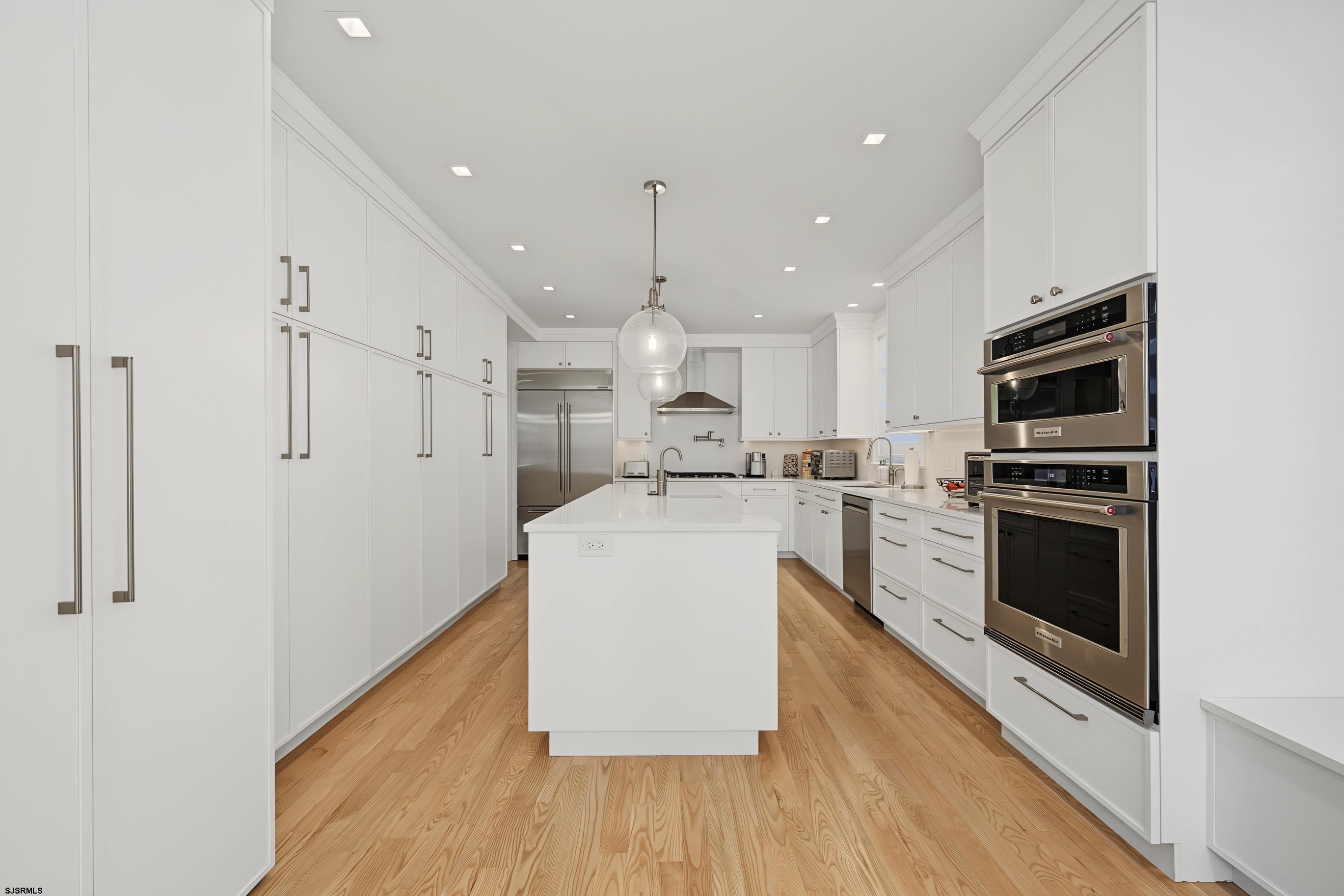 4 S Huntington Ave