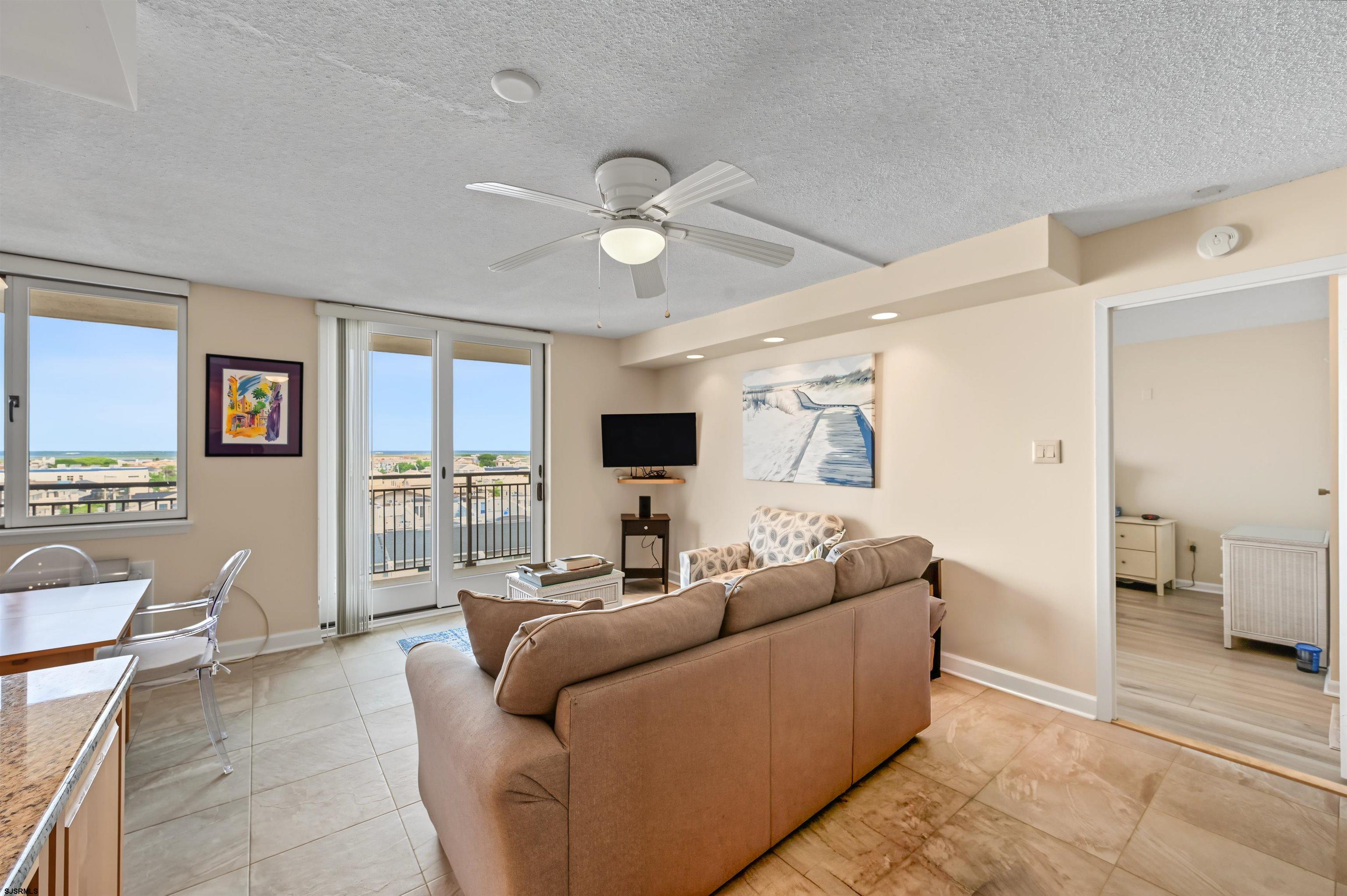 9600 Atlantic Ave Unit: 611