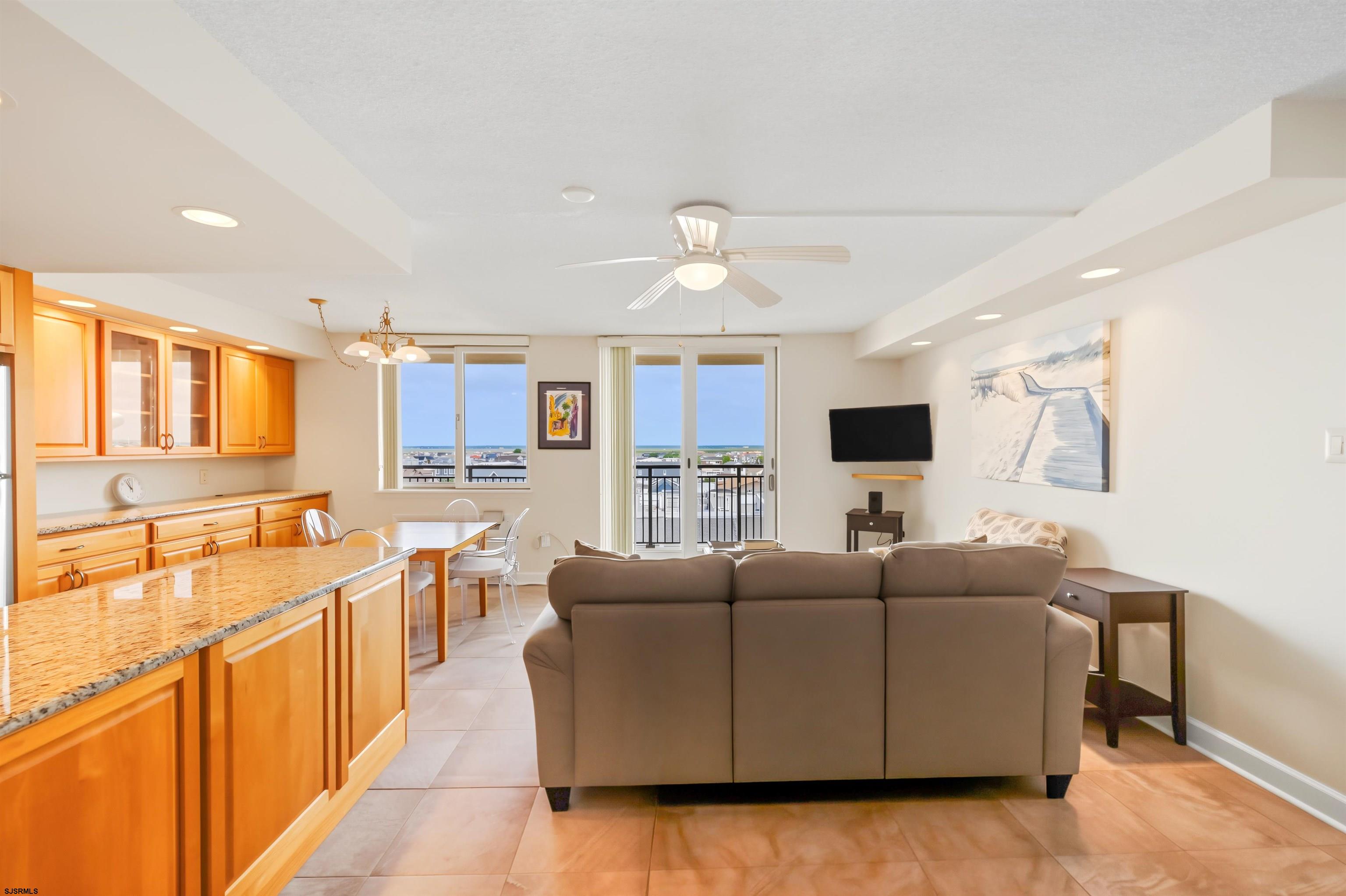 9600 Atlantic Ave Unit: 611